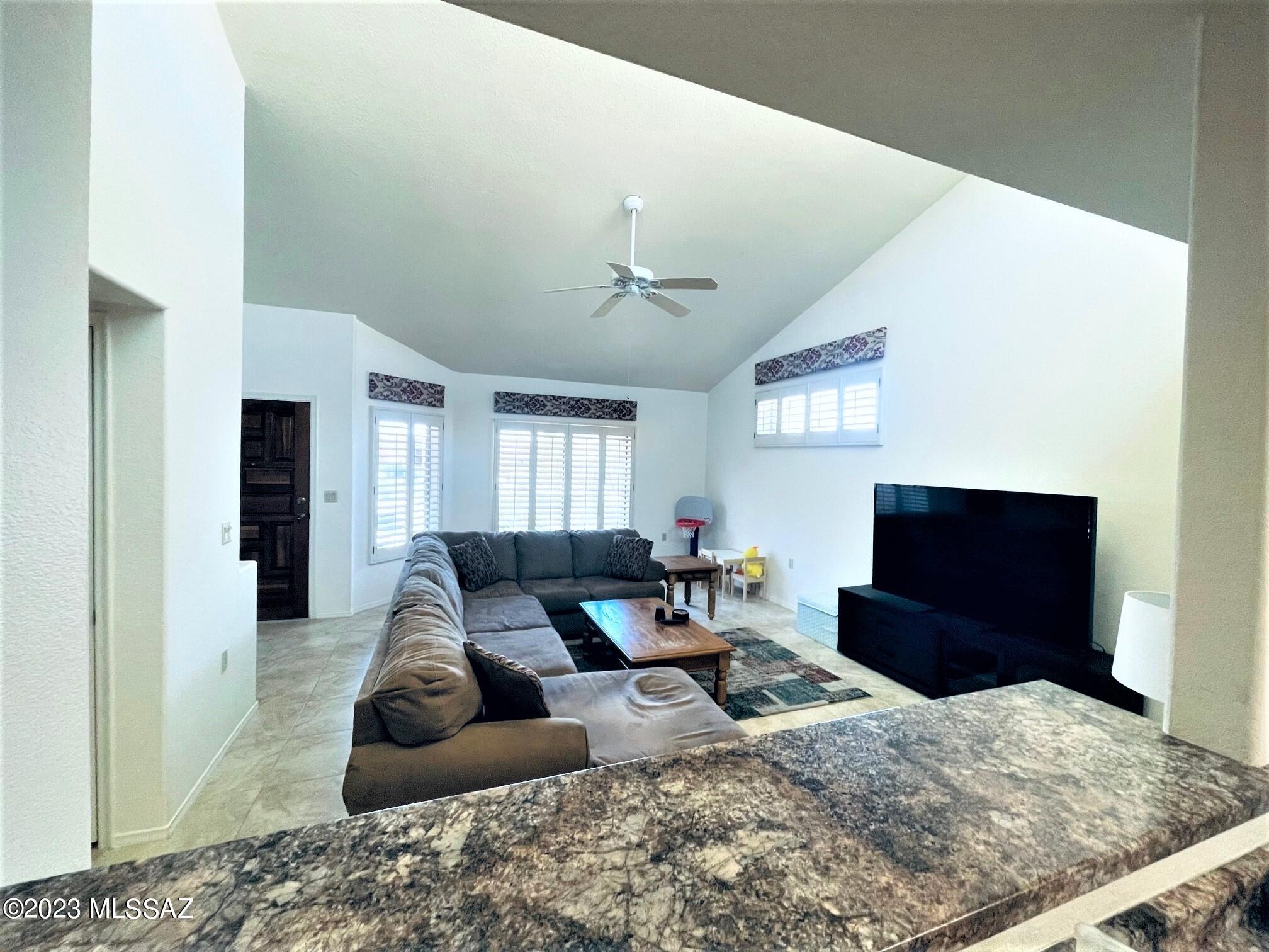 La Cholla Hills(1-313) - Residential