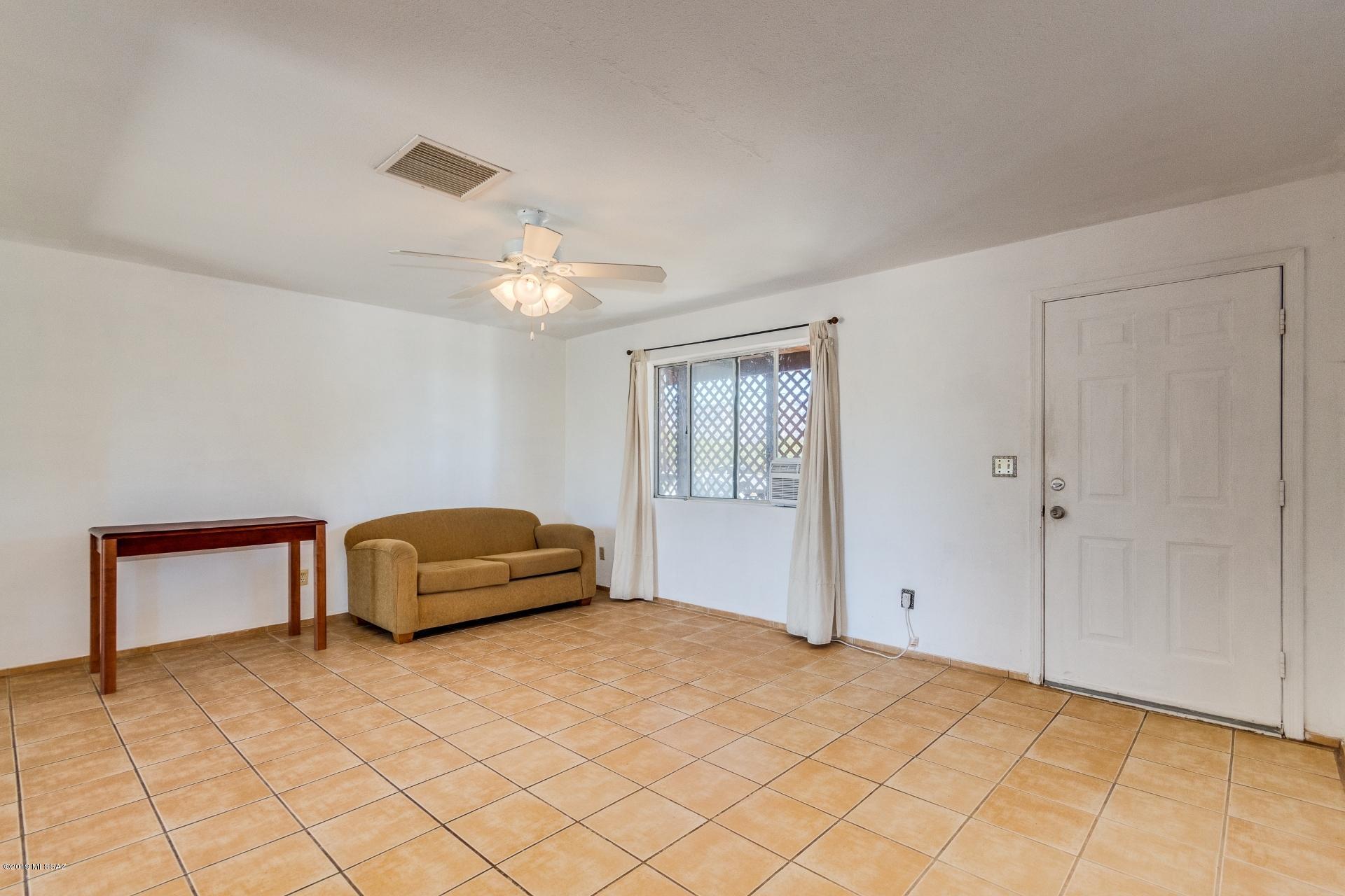 Twin Lakes (1-148) - Residential