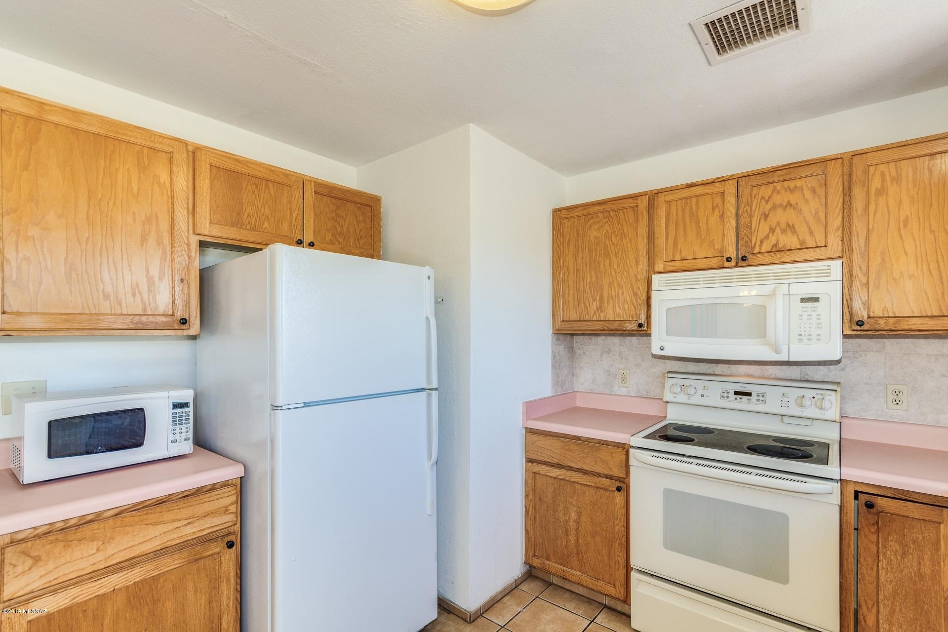 Twin Lakes (1-148) - Residential