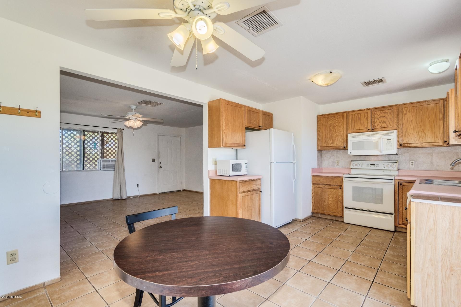 Twin Lakes (1-148) - Residential