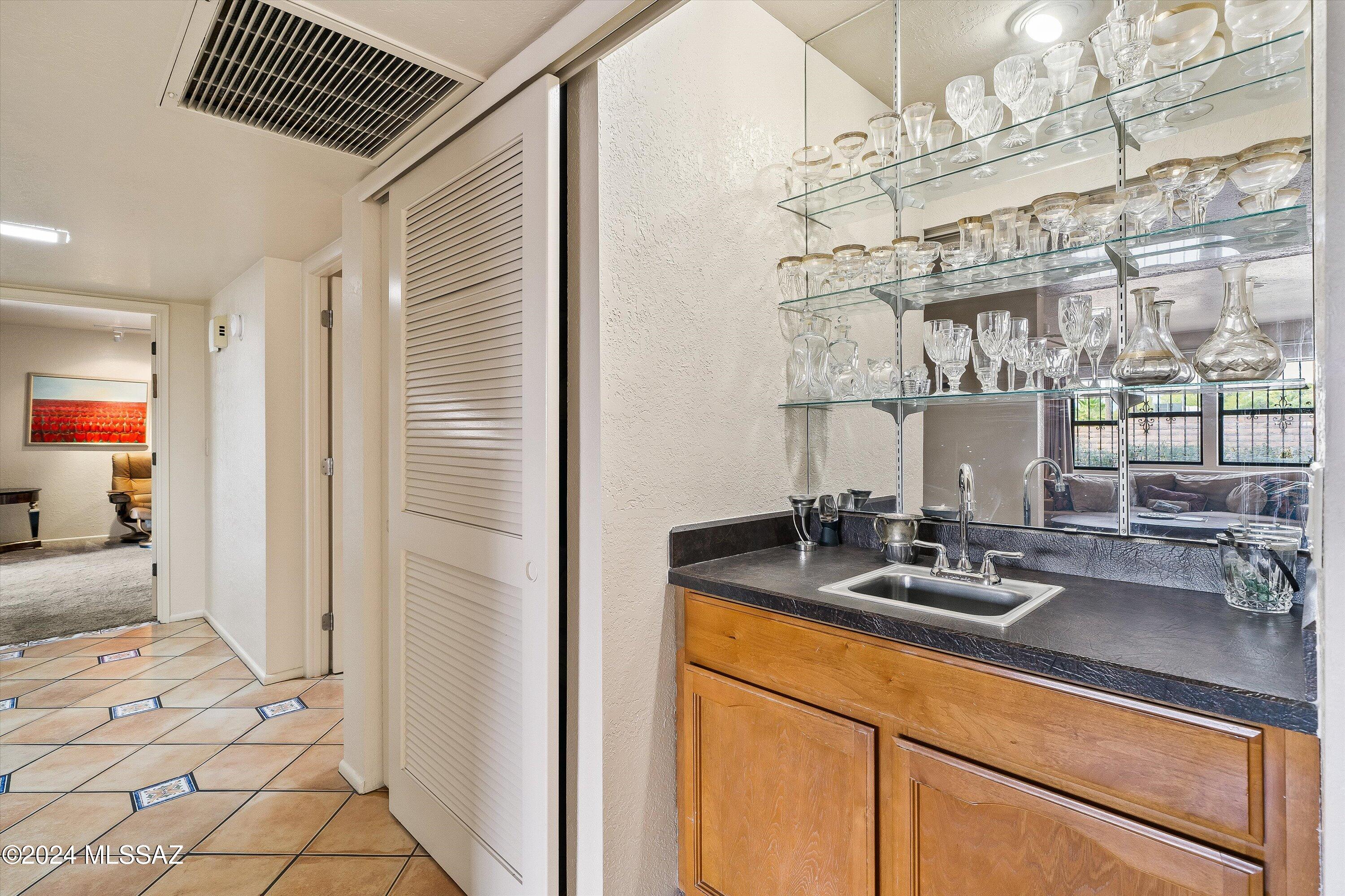 Rosemont Regency (1-54) - Residential