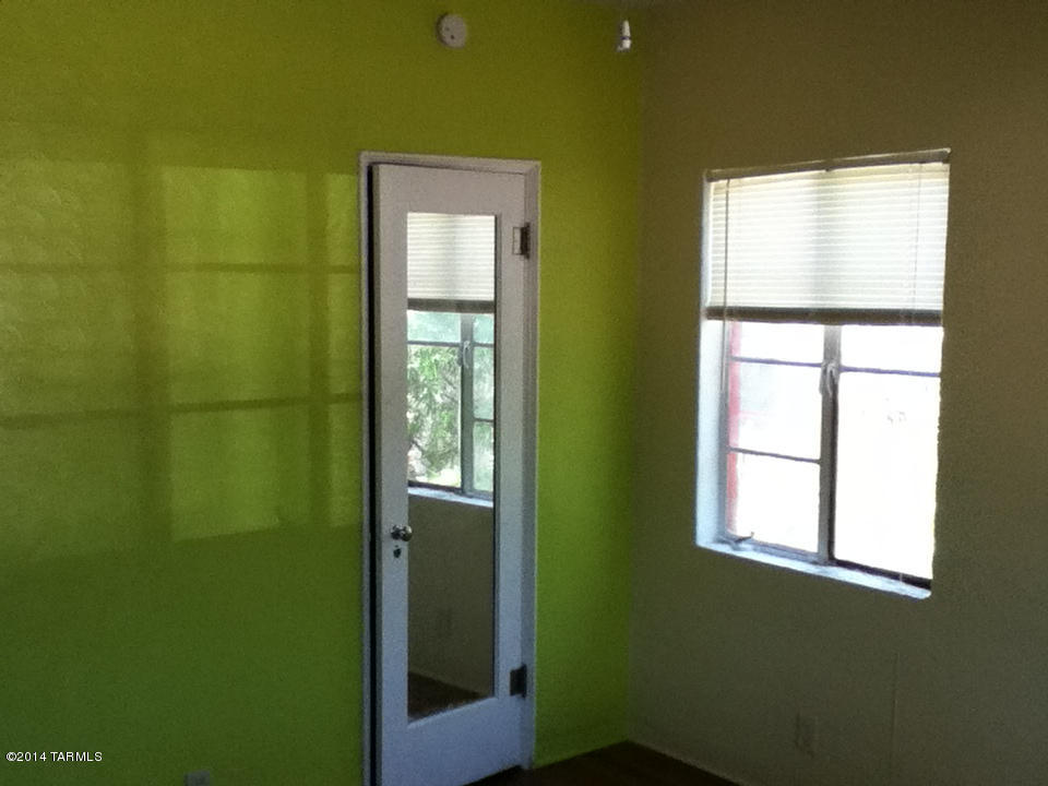 Jefferson Park - Residential Lease
