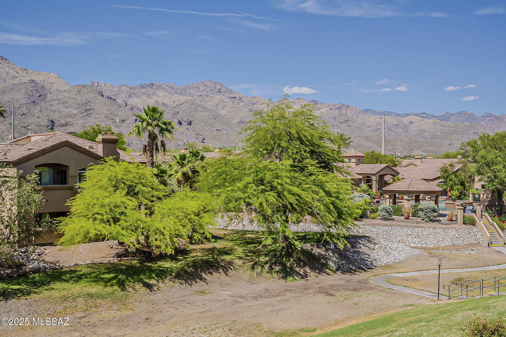 Pinnacle Canyon Condominium - Residential