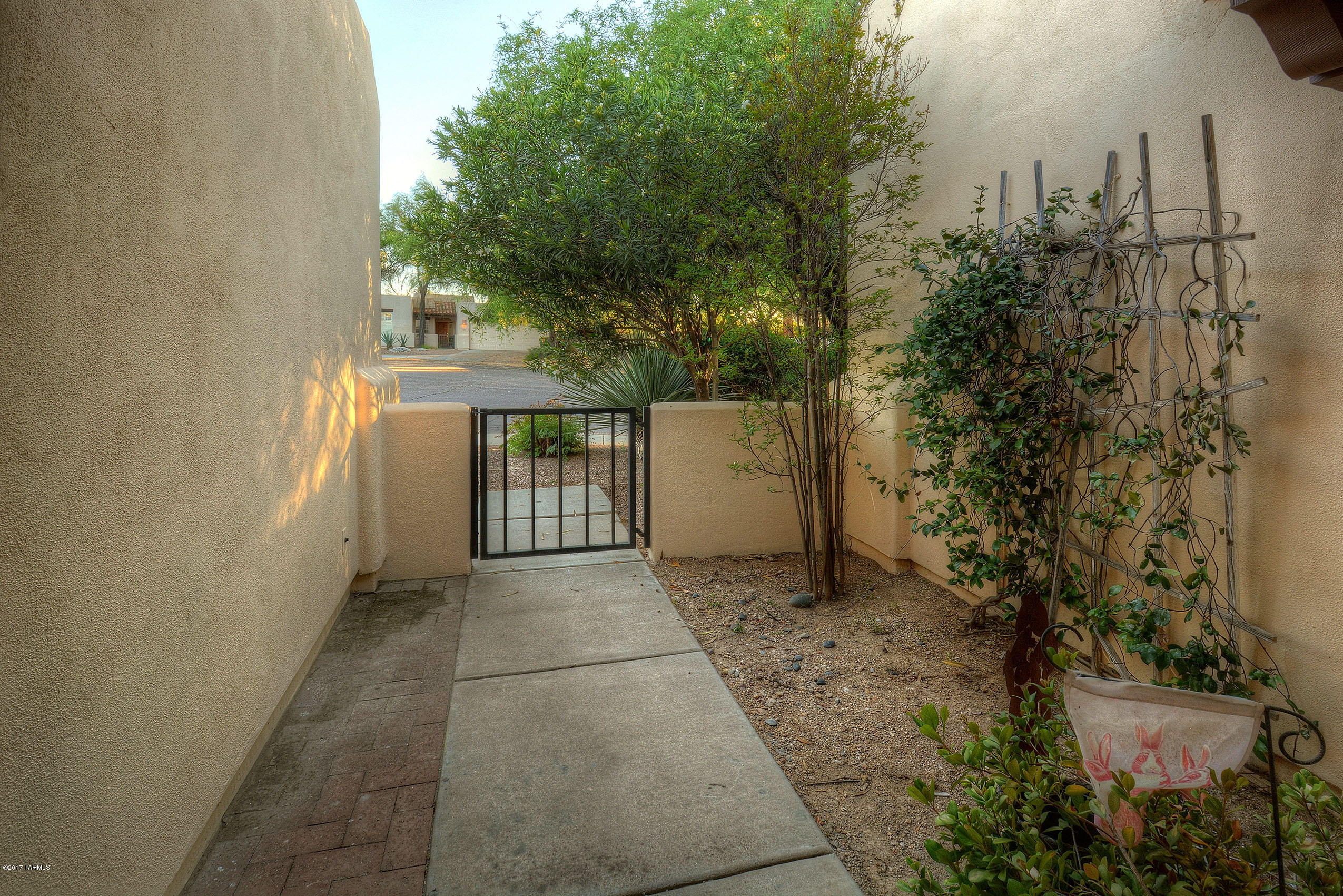 Rancho Alamo (1-15) - Residential