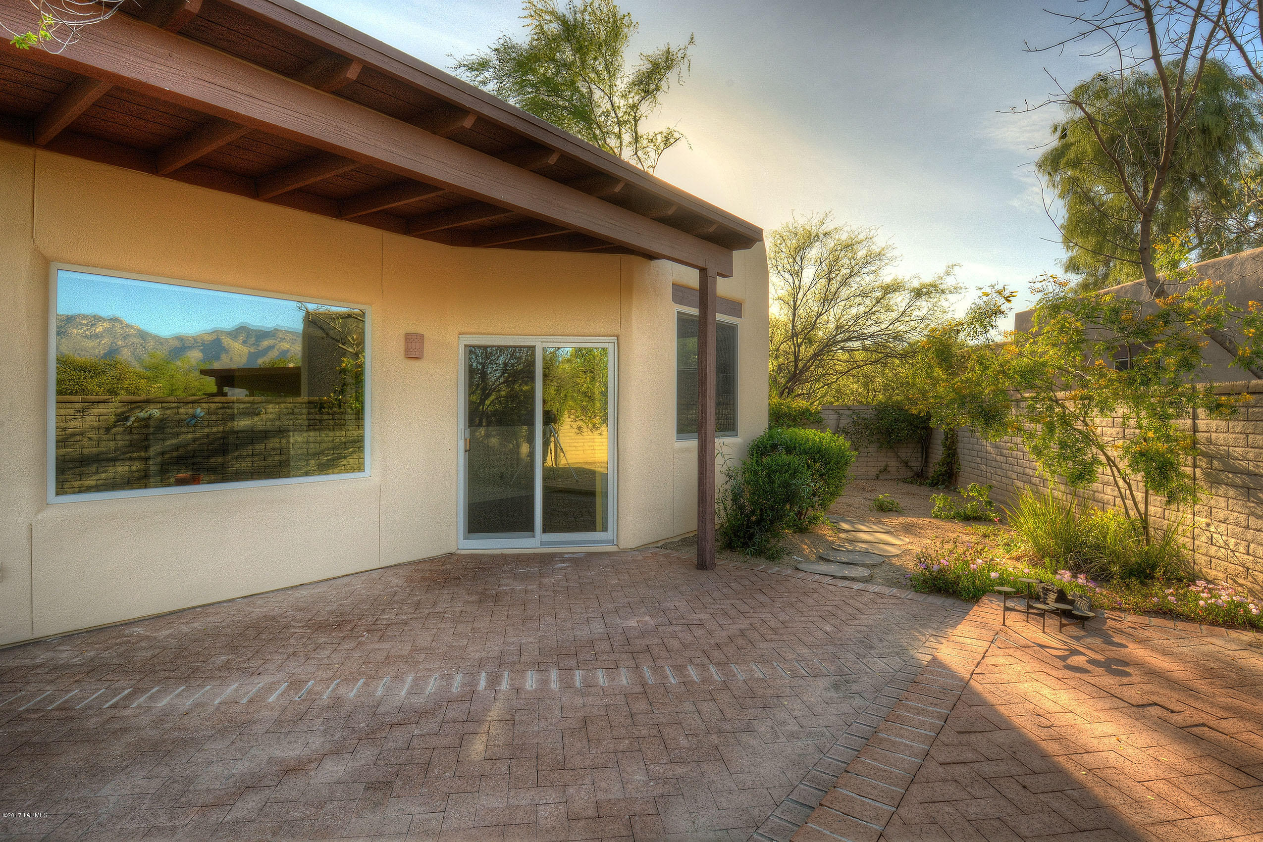 Rancho Alamo (1-15) - Residential