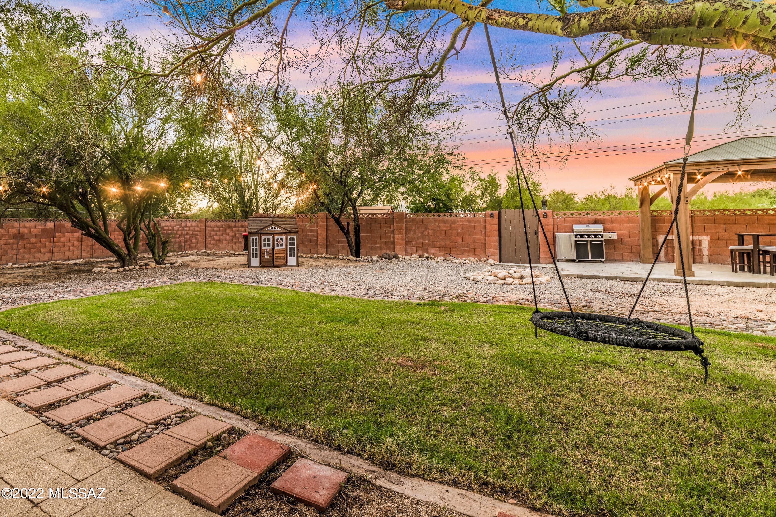 Casas Catalinas - Residential