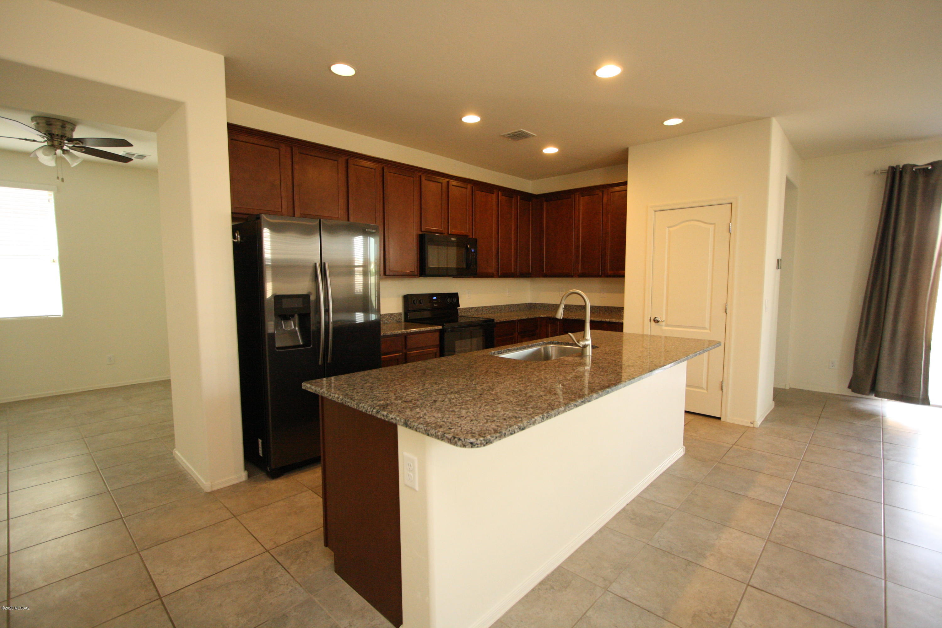 Gladden Farms BLK 13-15 - Residential Lease