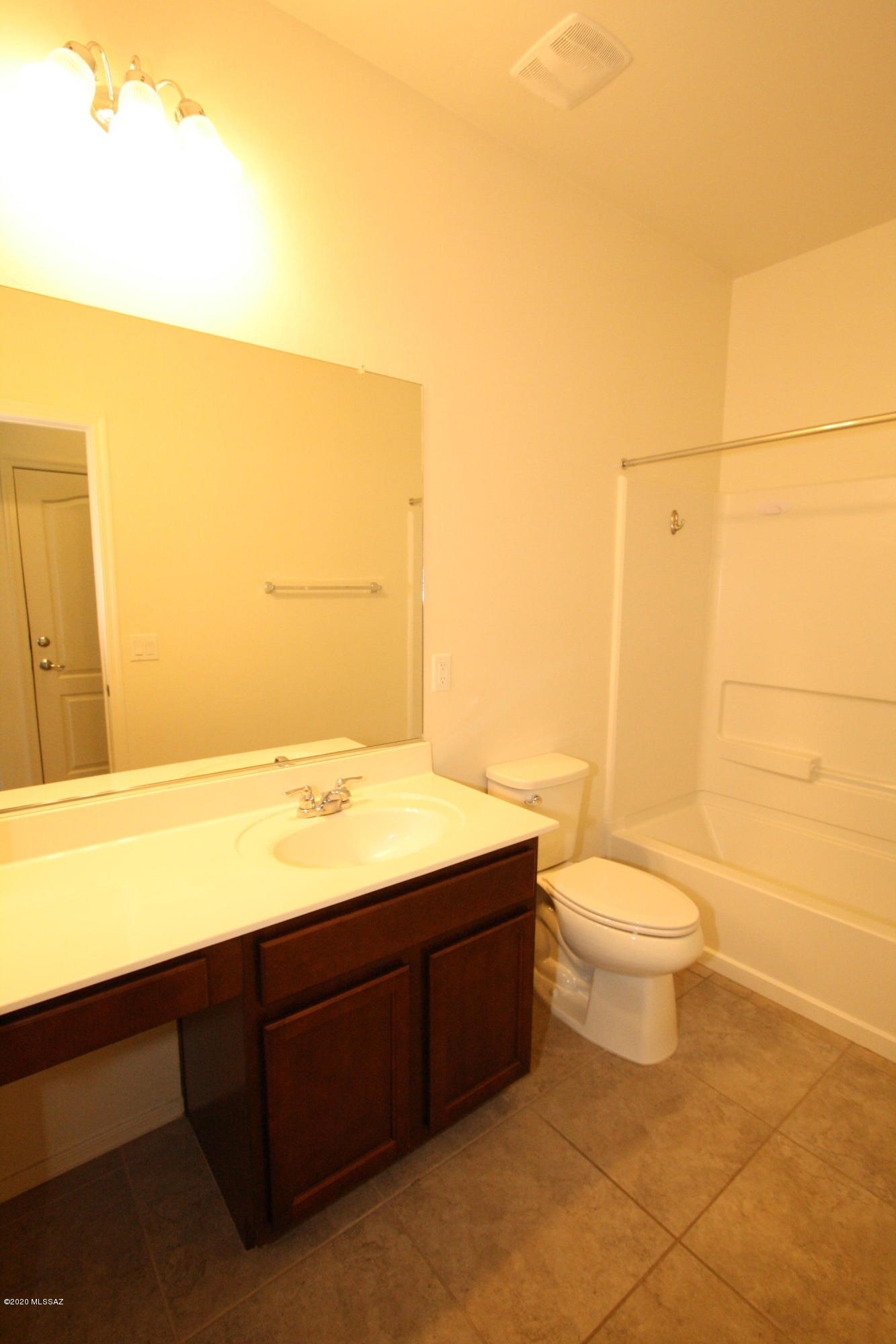 Gladden Farms BLK 13-15 - Residential Lease