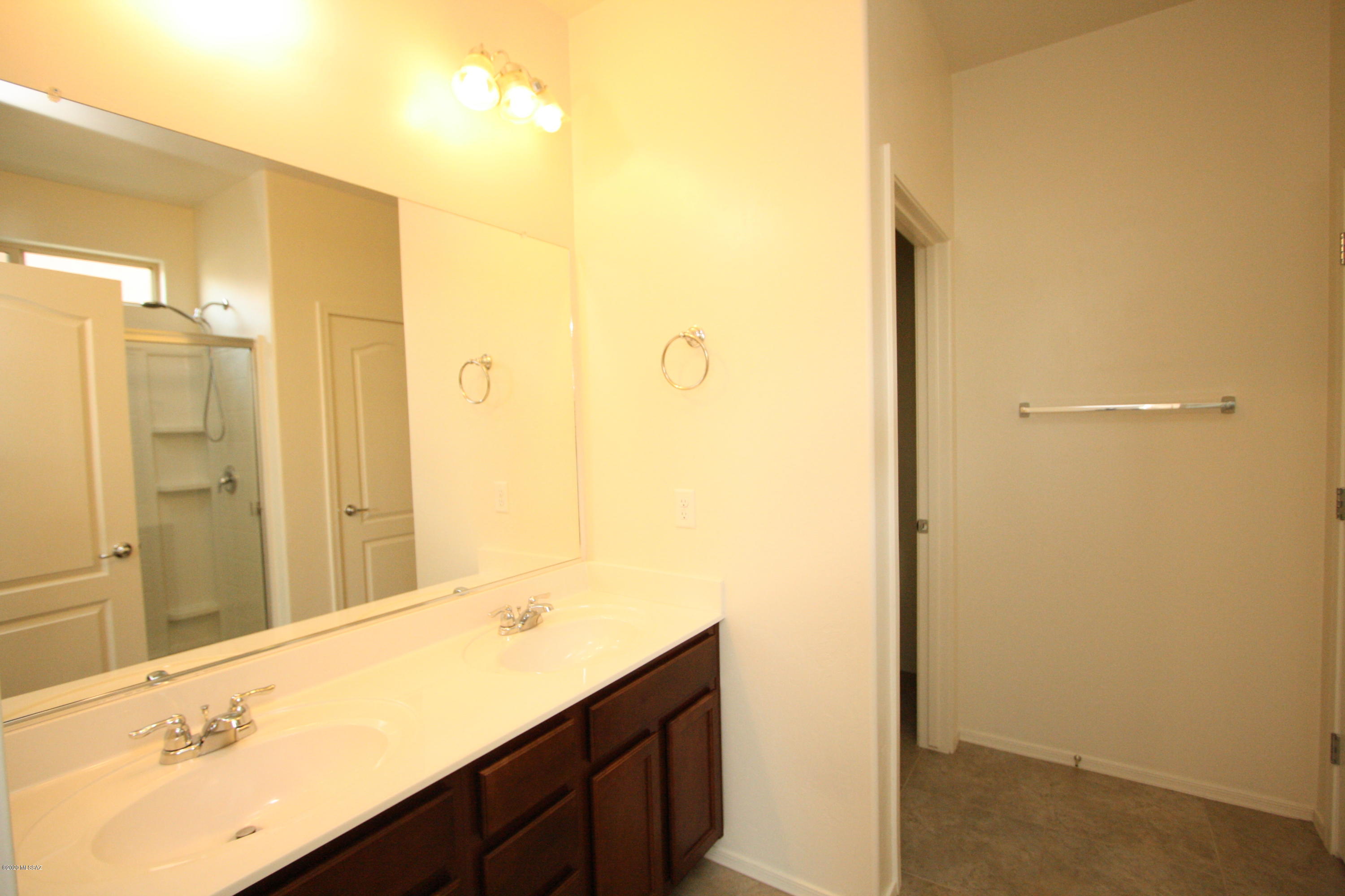 Gladden Farms BLK 13-15 - Residential Lease