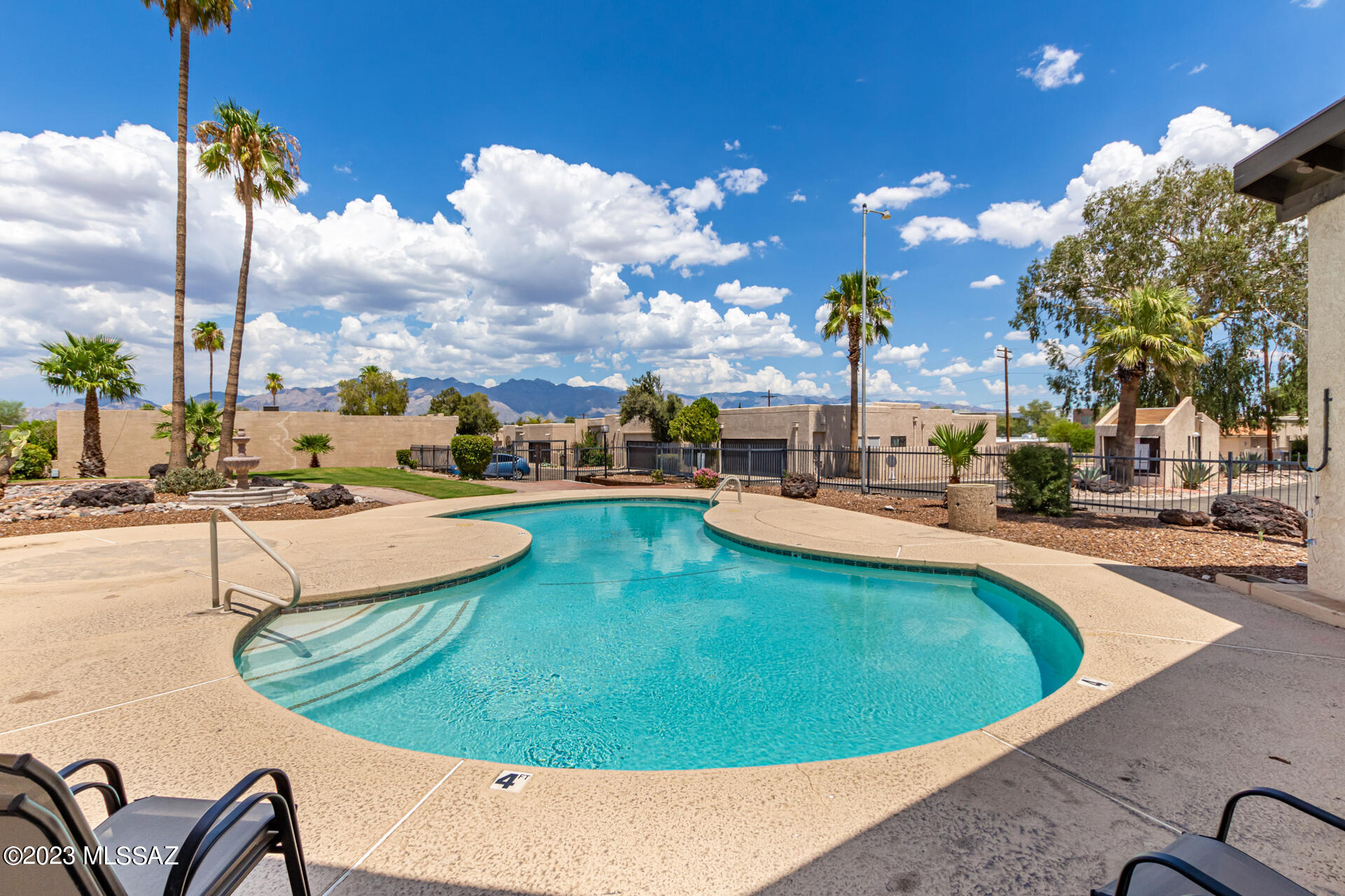 Encanto Place Townhomes (1-23) - Residential