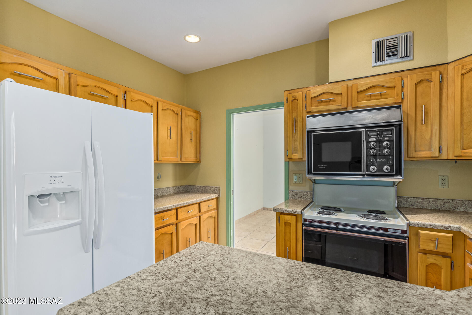 Encanto Place Townhomes (1-23) - Residential