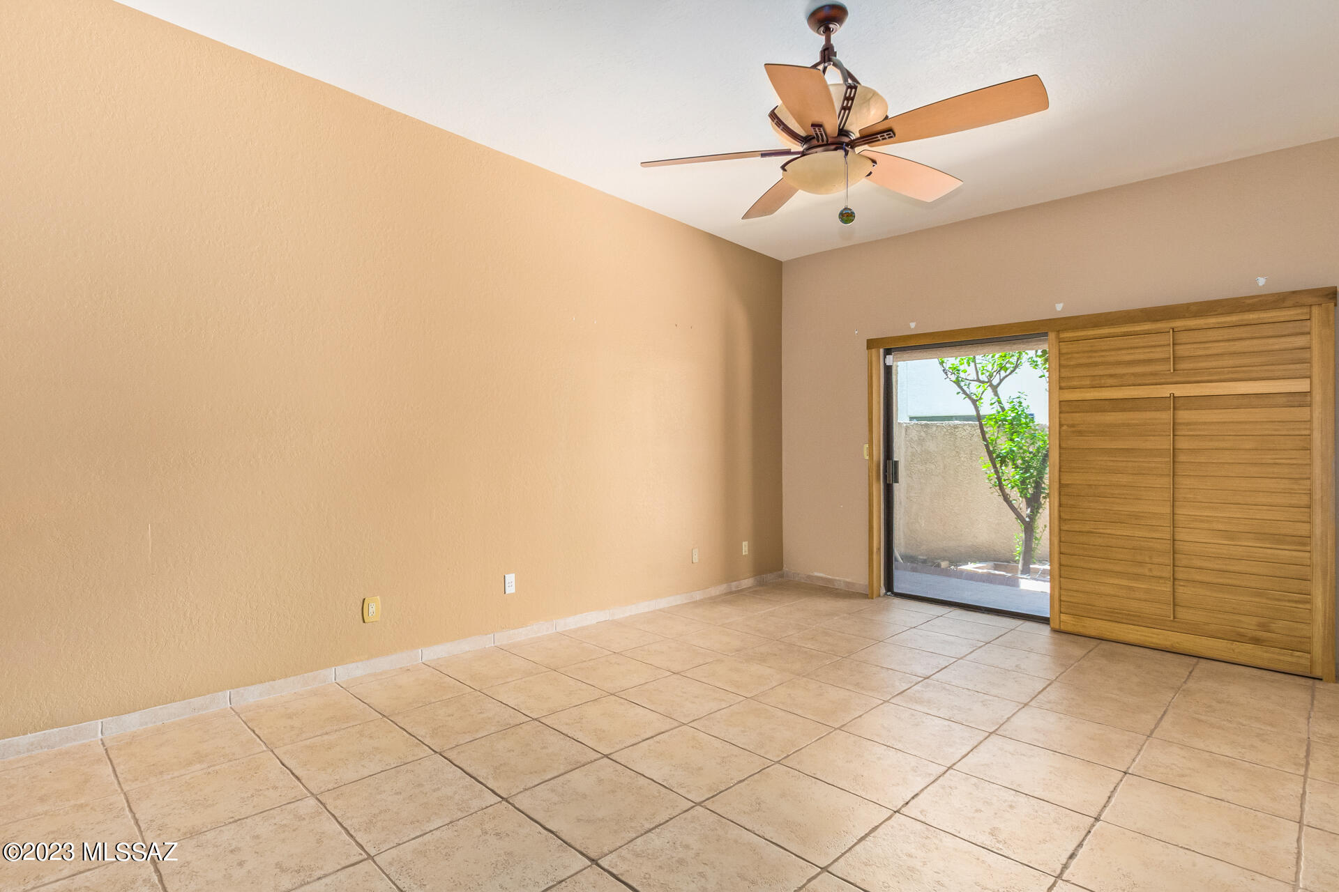 Encanto Place Townhomes (1-23) - Residential