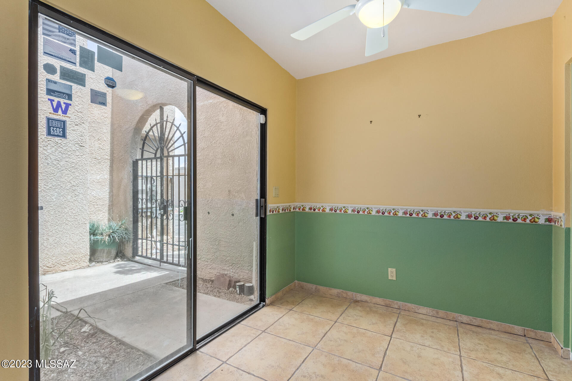 Encanto Place Townhomes (1-23) - Residential