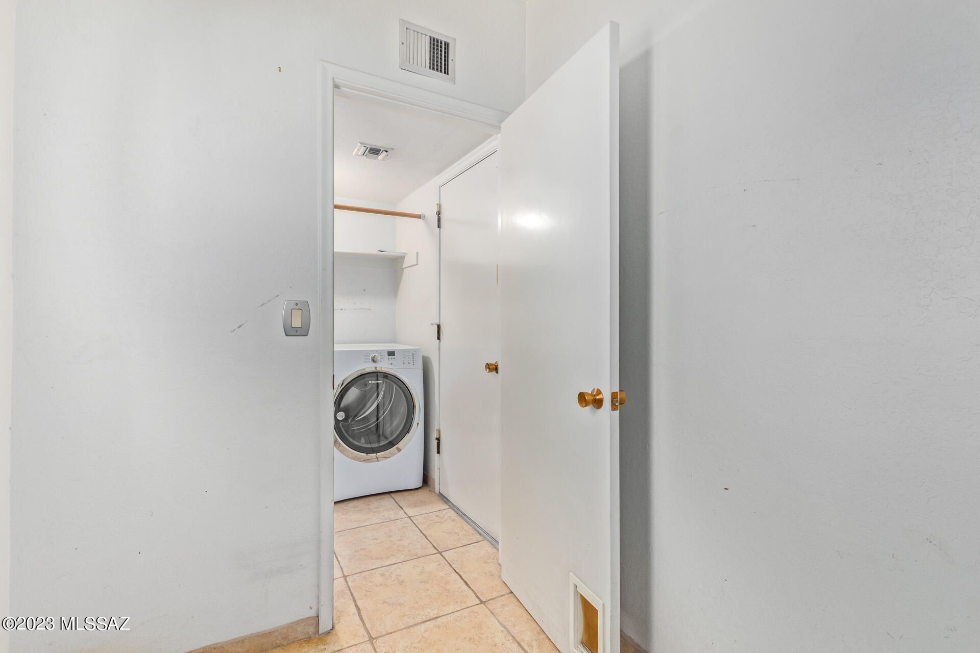 Encanto Place Townhomes (1-23) - Residential
