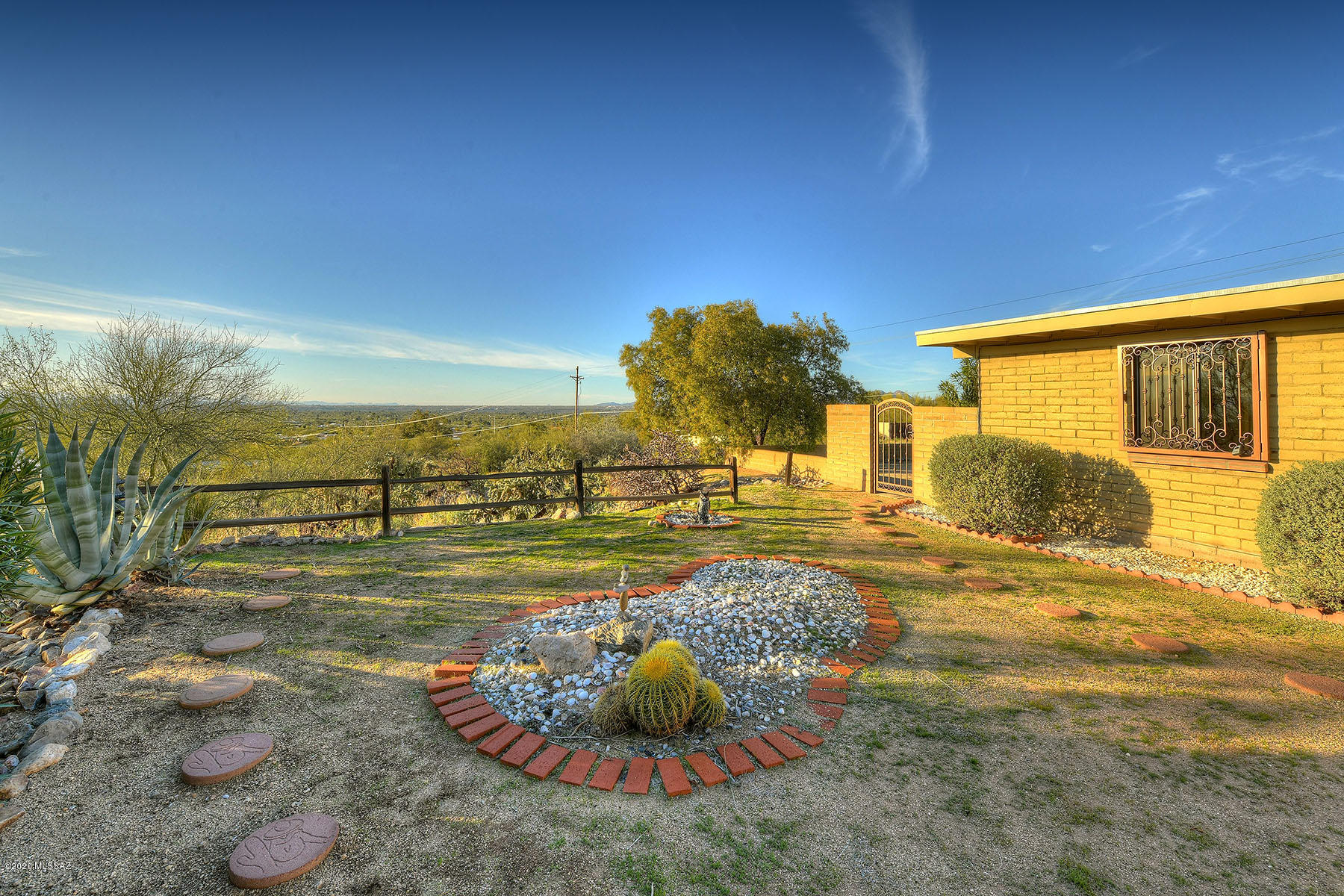 Rancho Catalina(107-221) - Residential