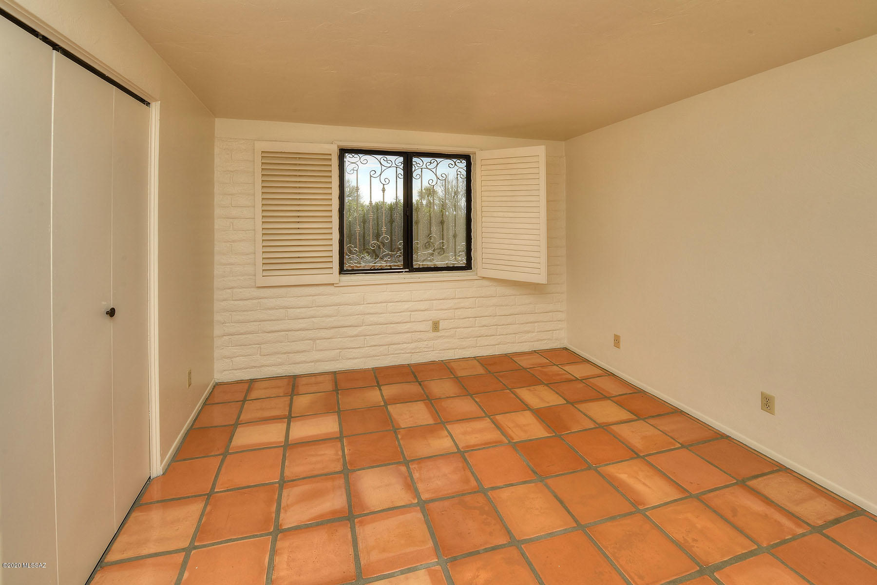 Rancho Catalina(107-221) - Residential