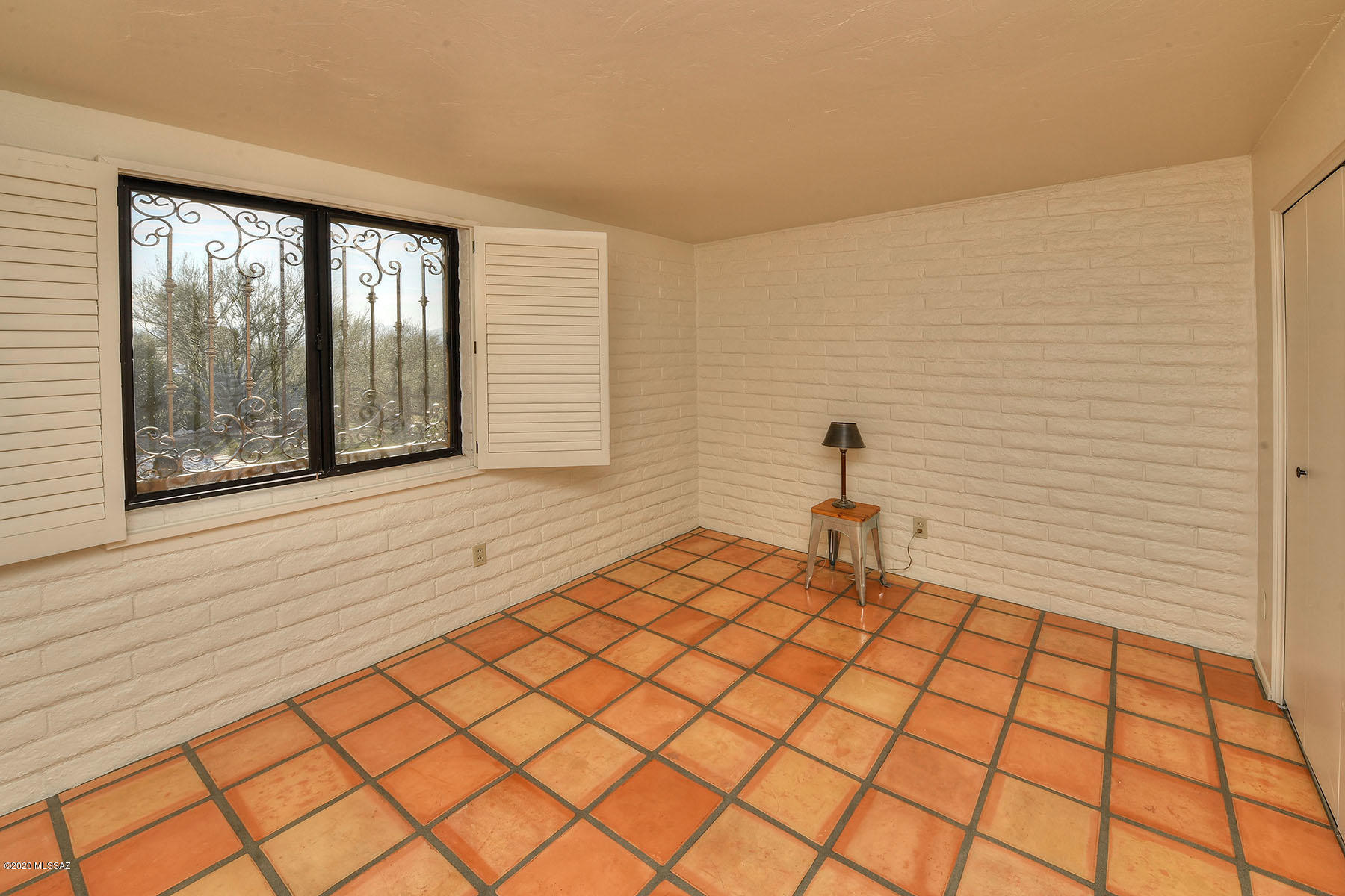 Rancho Catalina(107-221) - Residential