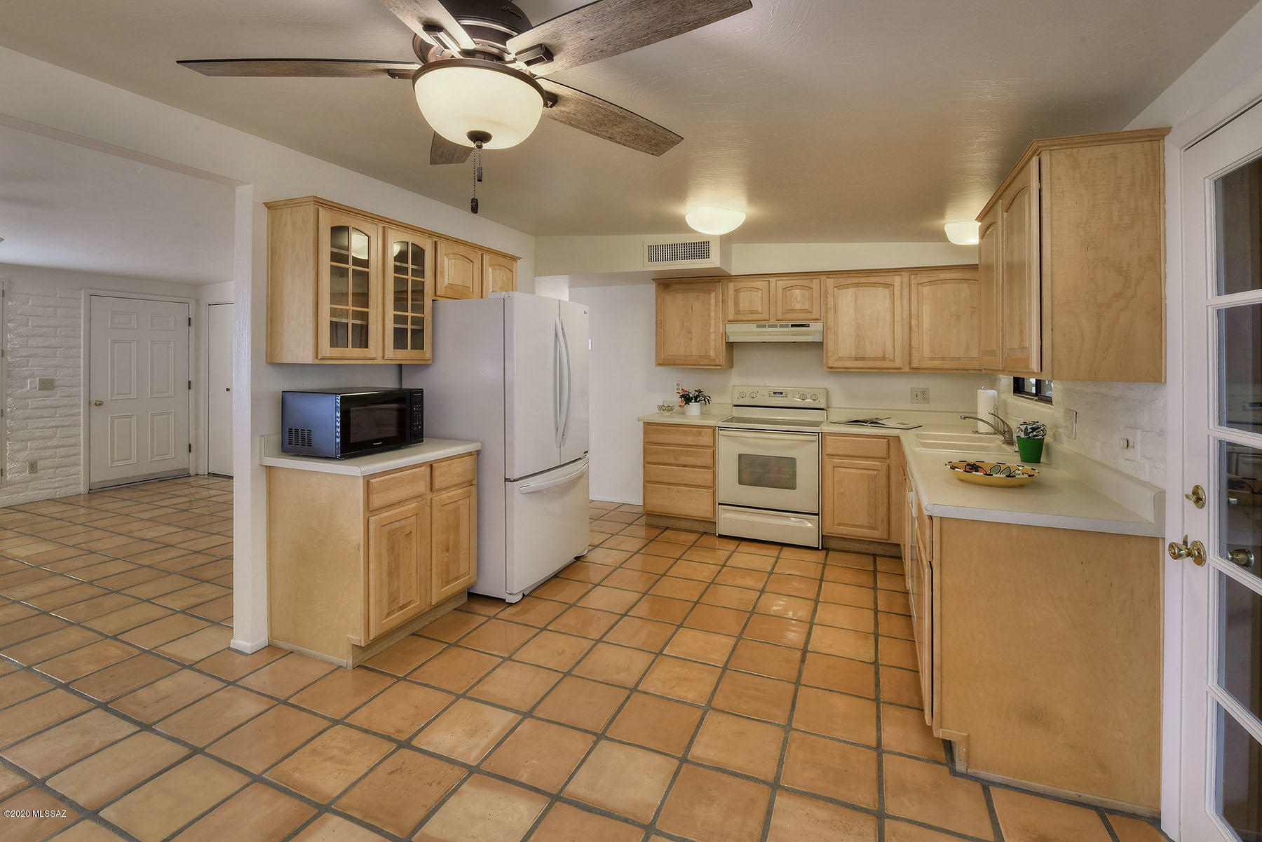 Rancho Catalina(107-221) - Residential
