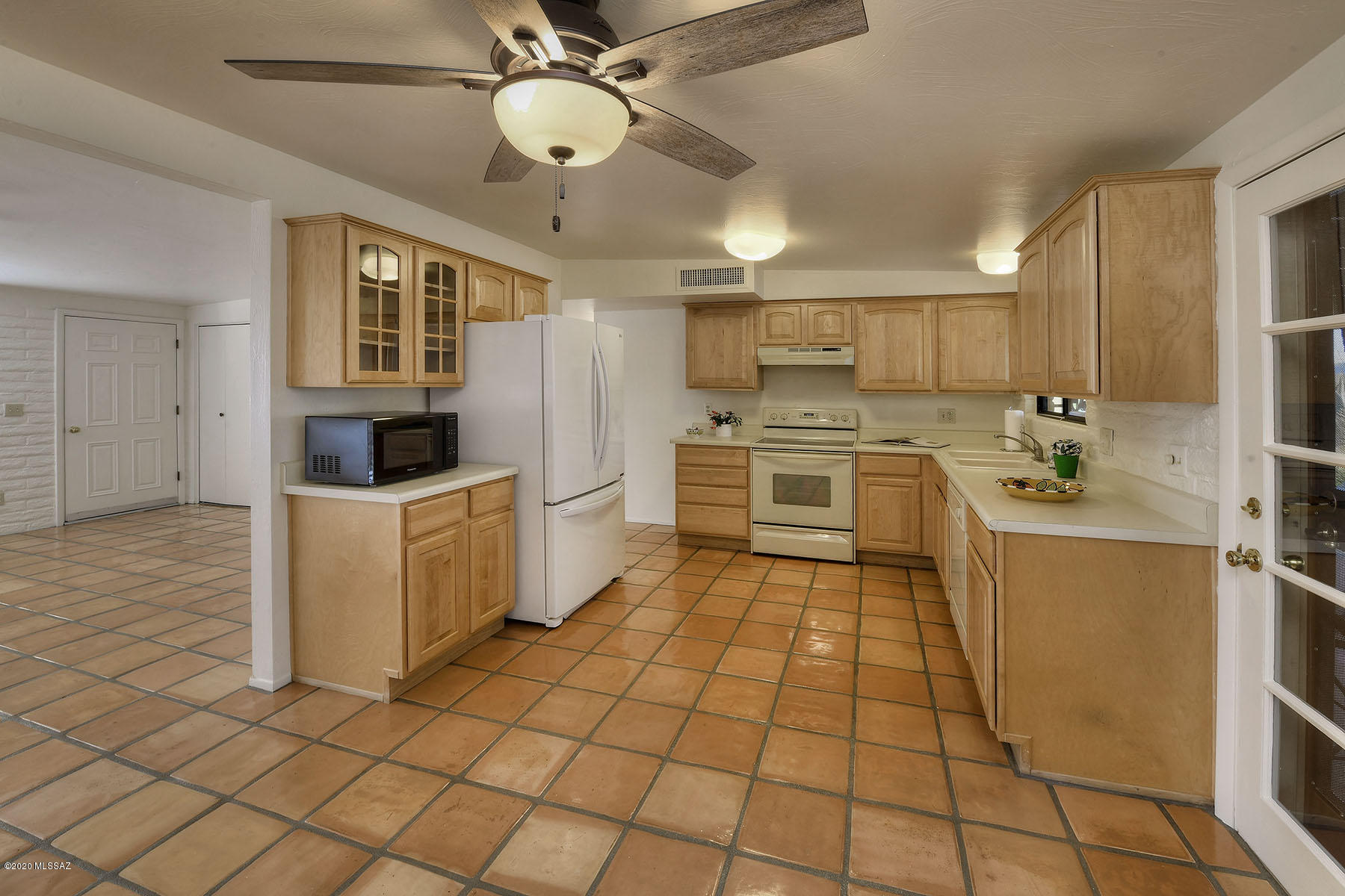 Rancho Catalina(107-221) - Residential