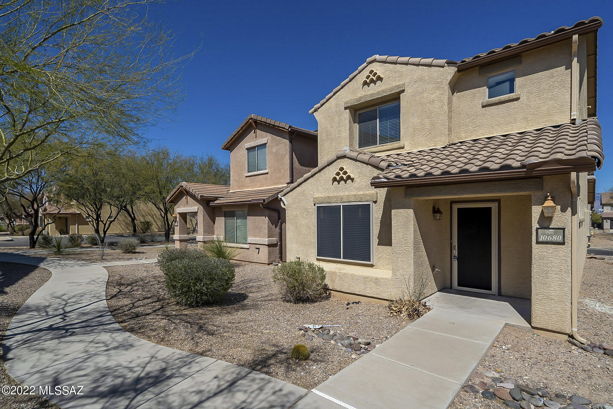 Built 2008 2 Story 3bd/2.5ba home located in the highly sought Sierra Morado Community. The inviting & bright Great Room has plenty of room for lounging, entertaining & living! The kitchen offers multiple features such as a bar/island, pantry, black appliances plus plenty of counter & cabinet space! Appliances included: refrigerator, stove, dishwasher, build in microwave, washer/dryer. The large upstairs bedrooms provide the perfect amount of space to relax & unwind. community. Master bath includes double sinks and a large walk-in closet.The Sierra Morado Community offers a beach entrance & heated pool, volleyball courts, multiple basketball courts, walking/jogging trails, a dog park, clubhouse, & multiple parks. SECURITY DEPOSIT $ 2692.50.