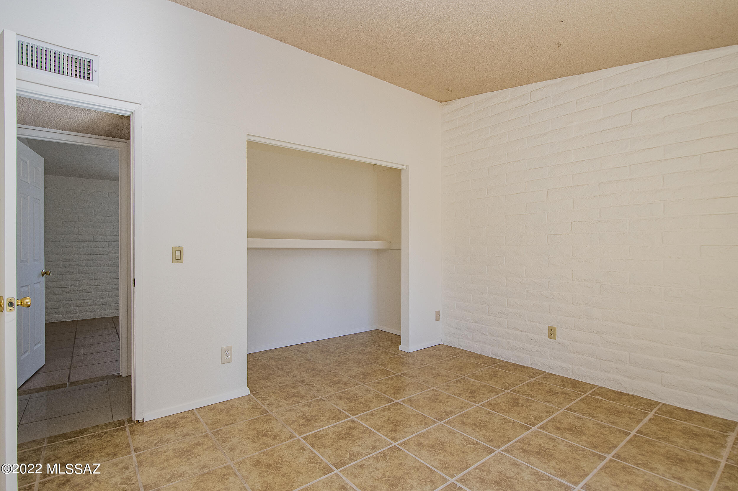 Casas Adobes Park (416-540) - Residential