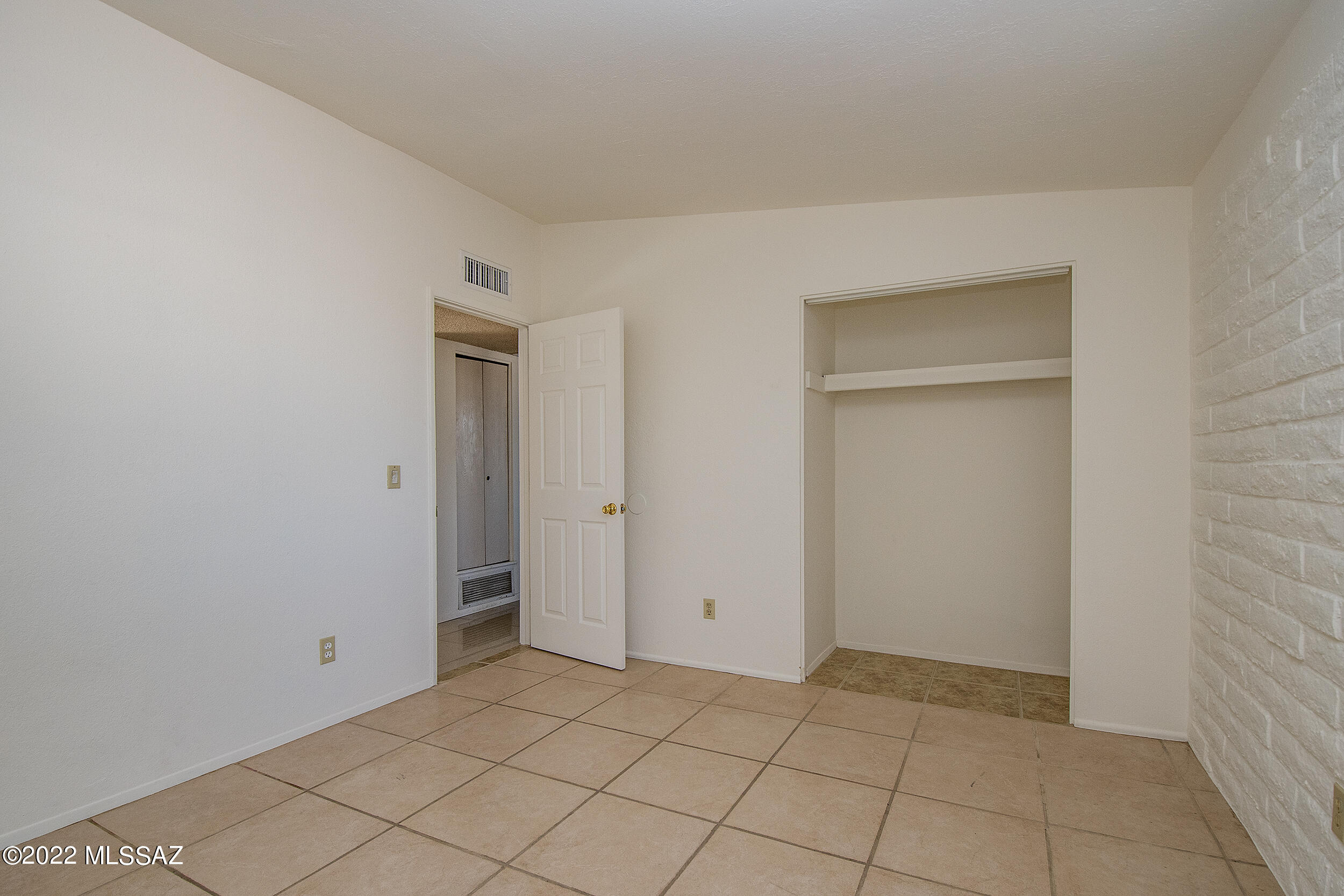 Casas Adobes Park (416-540) - Residential