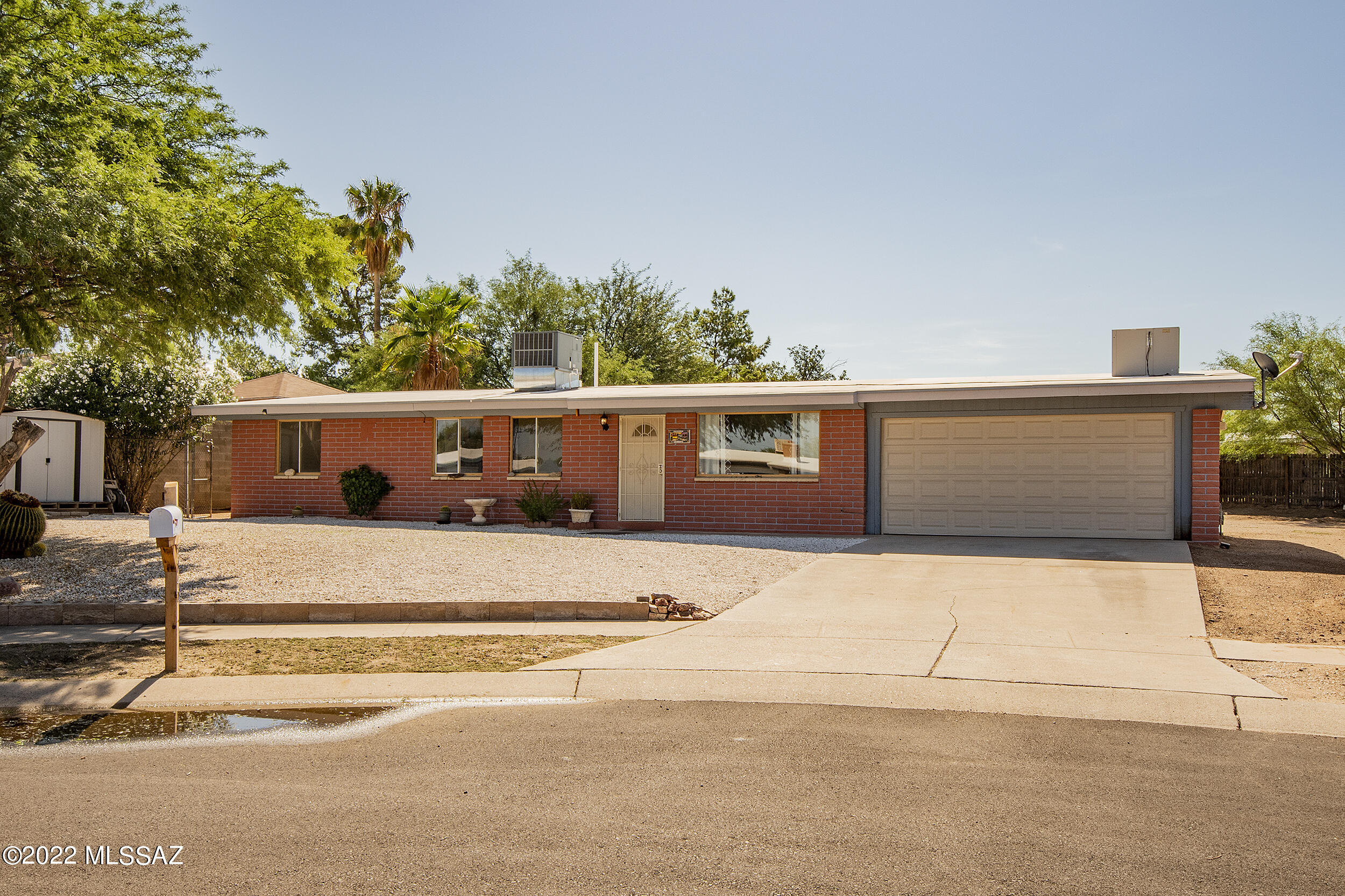 Casas Adobes Park (416-540) - Residential