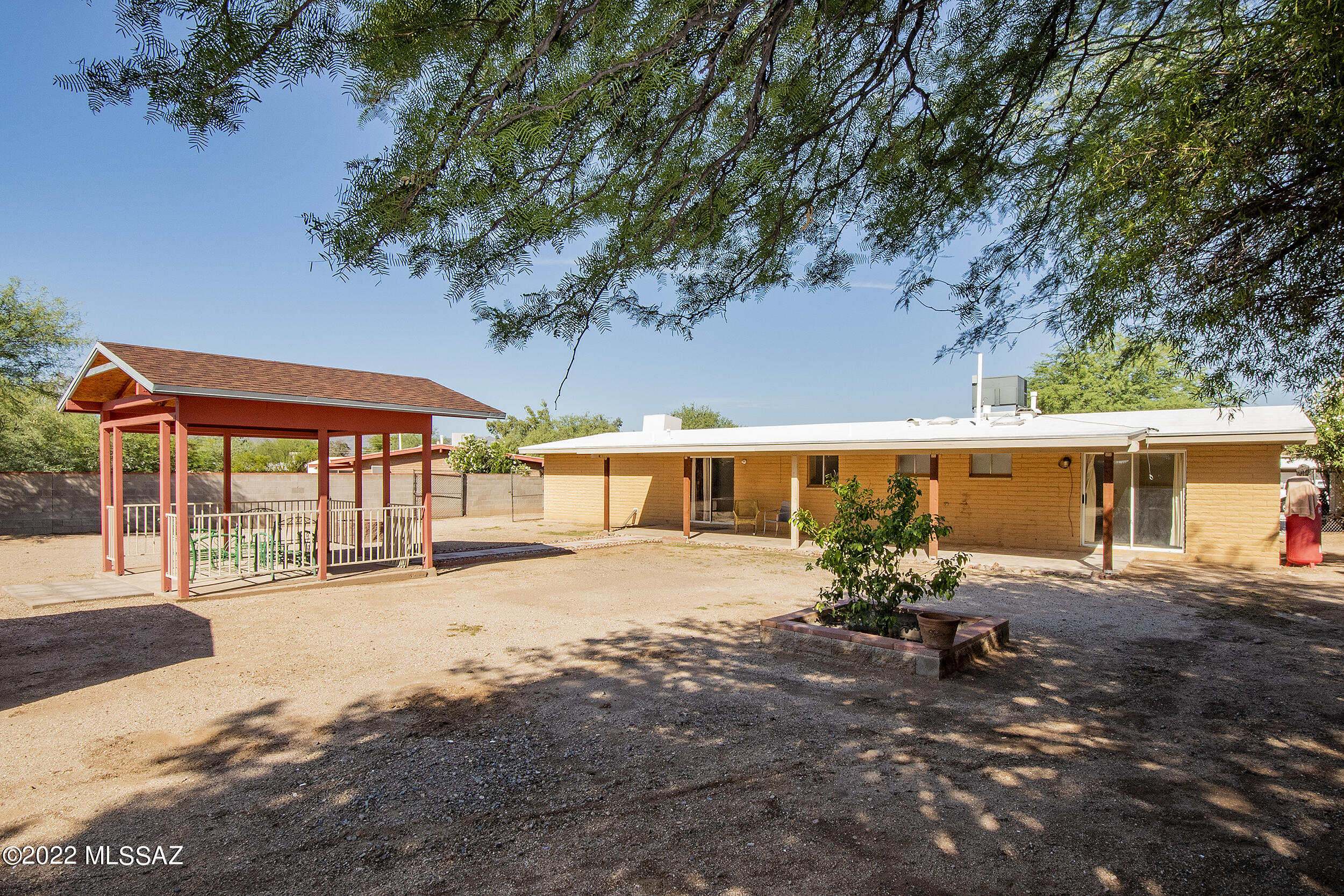 Casas Adobes Park (416-540) - Residential