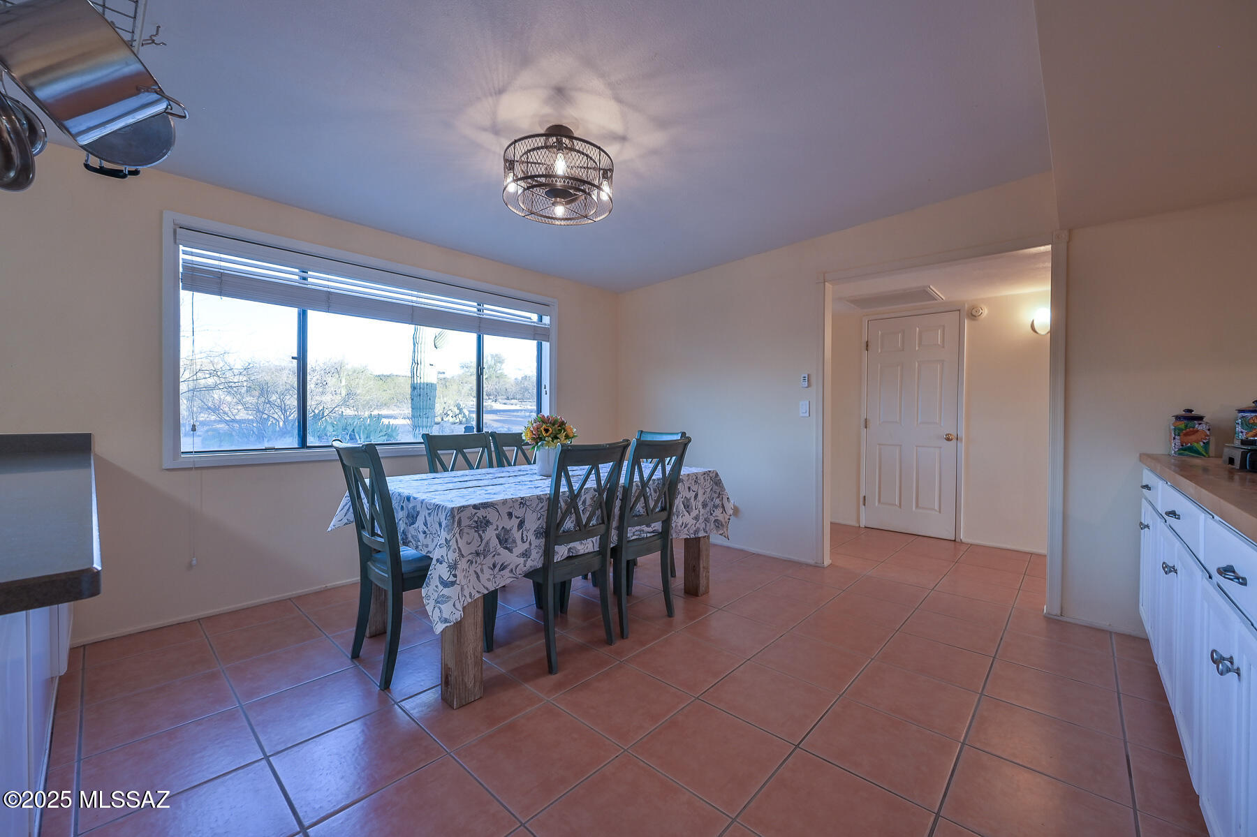 Tres Lomas (1-147) - Residential
