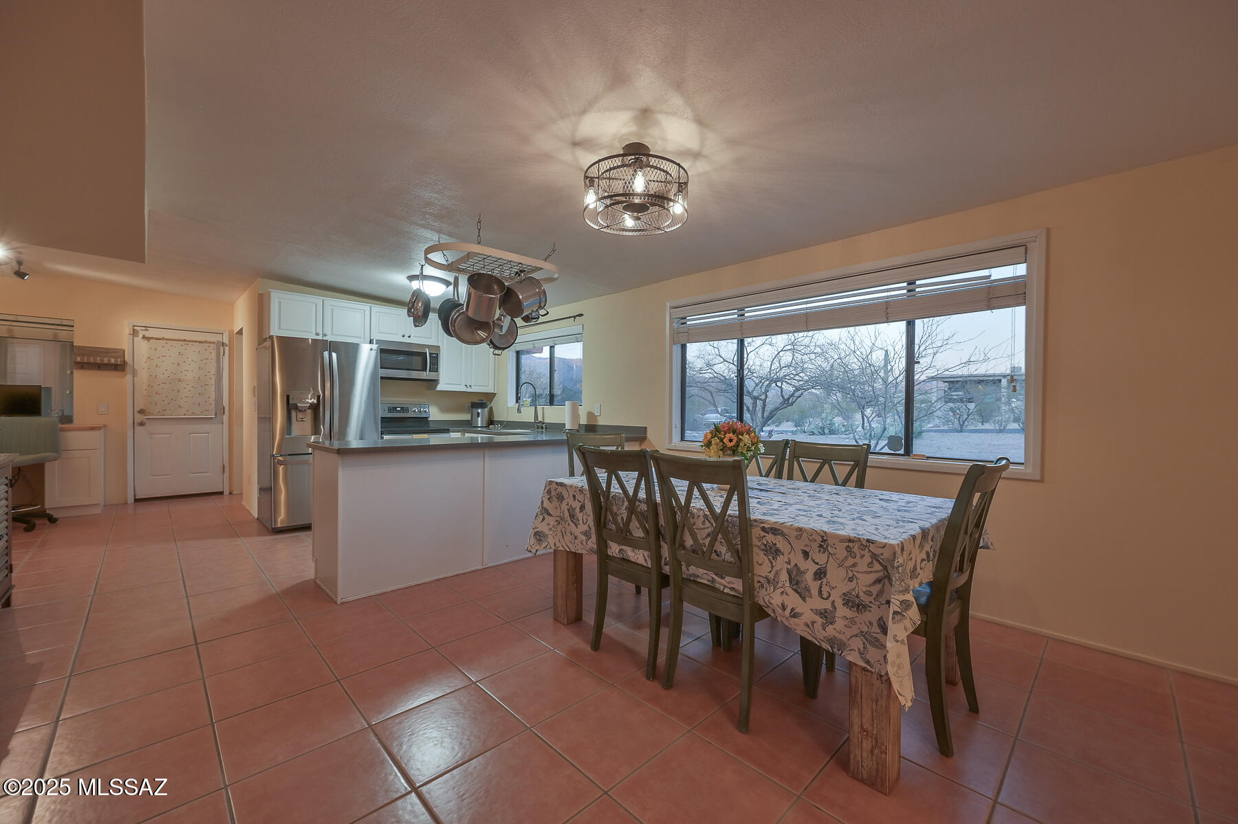 Tres Lomas (1-147) - Residential