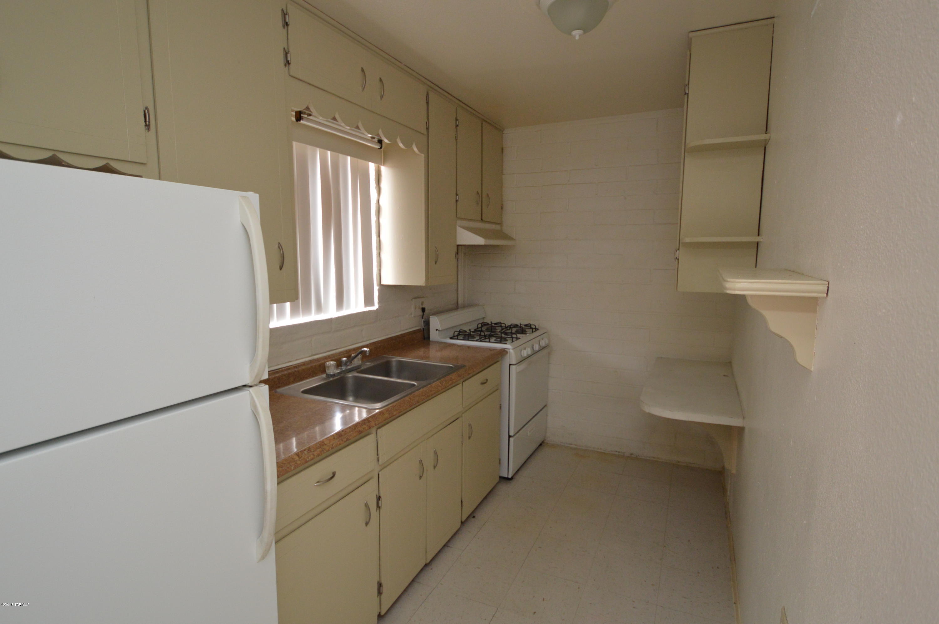 Speedway View Add Resub L4 & 9 - Residential Lease