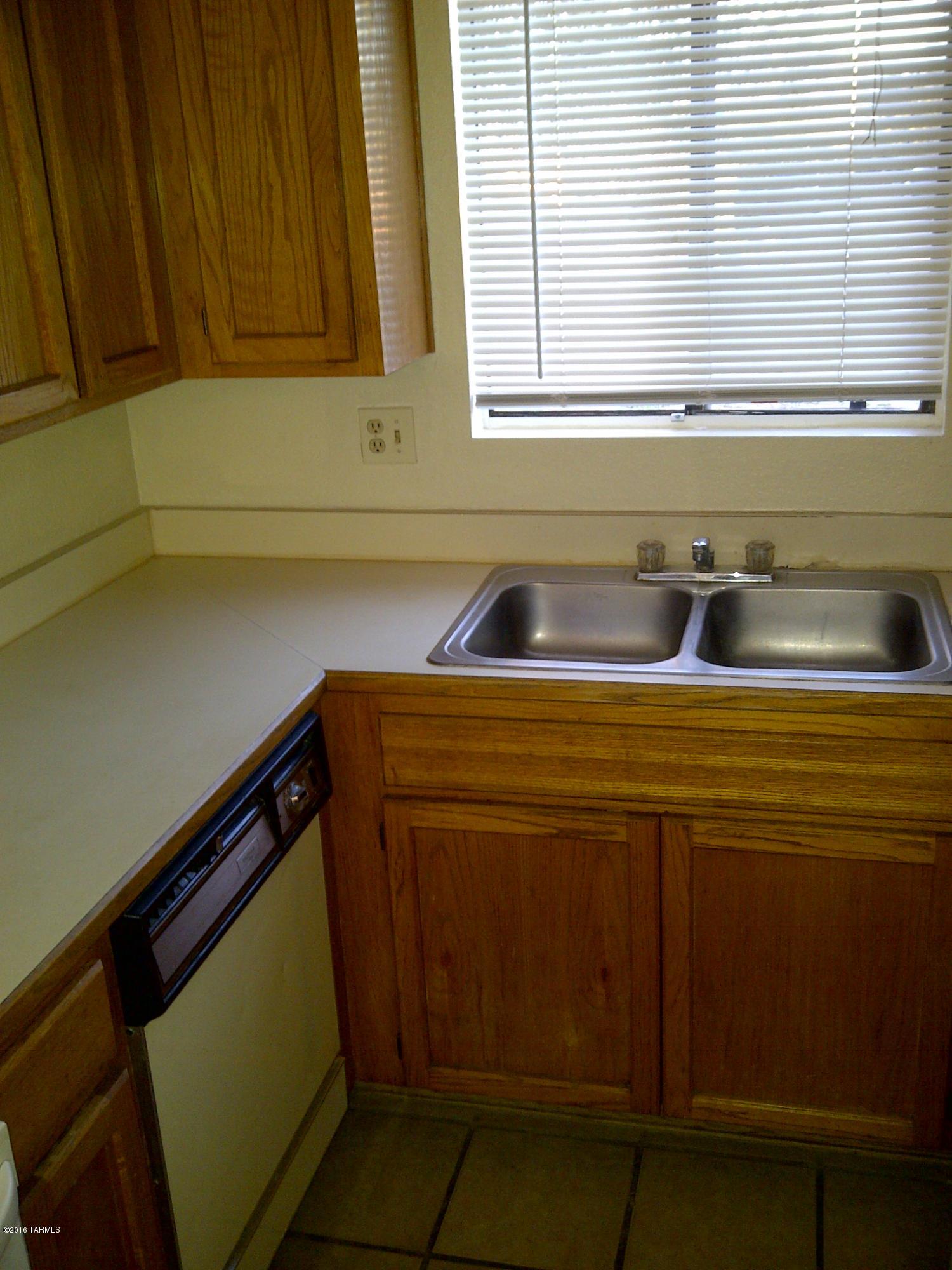 Craycroft - Residential Lease