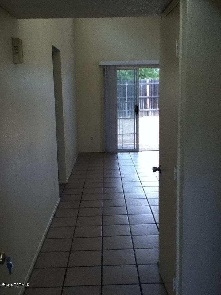 Craycroft - Residential Lease