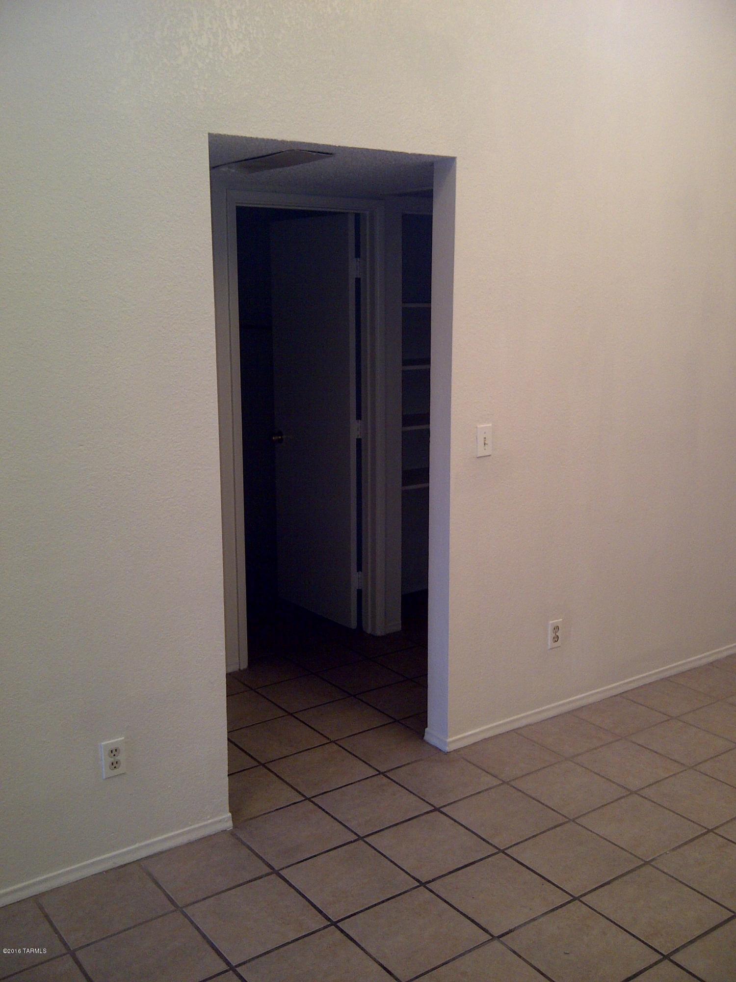 Craycroft - Residential Lease