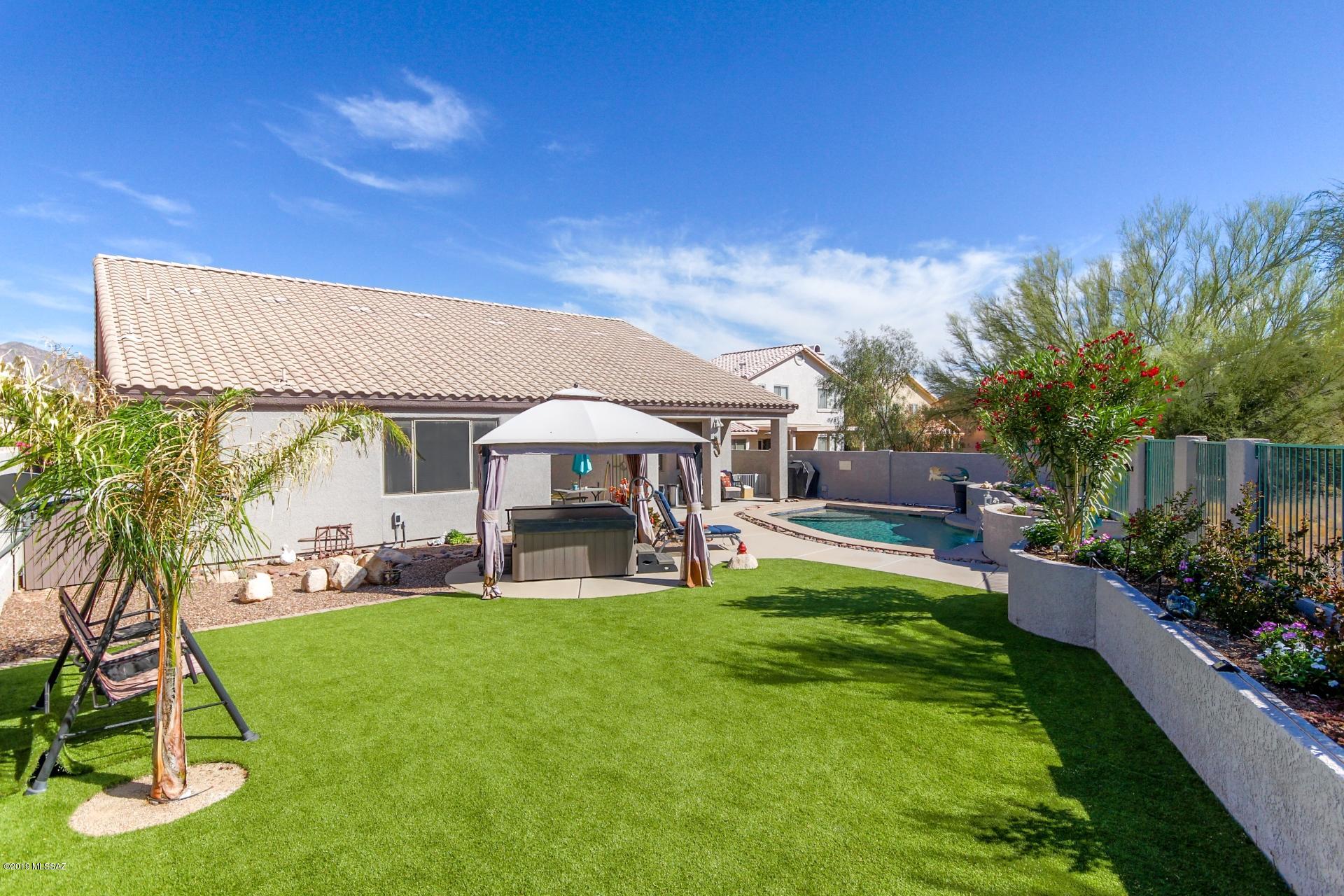Catalina at Canada Hills (1-61) - Residential