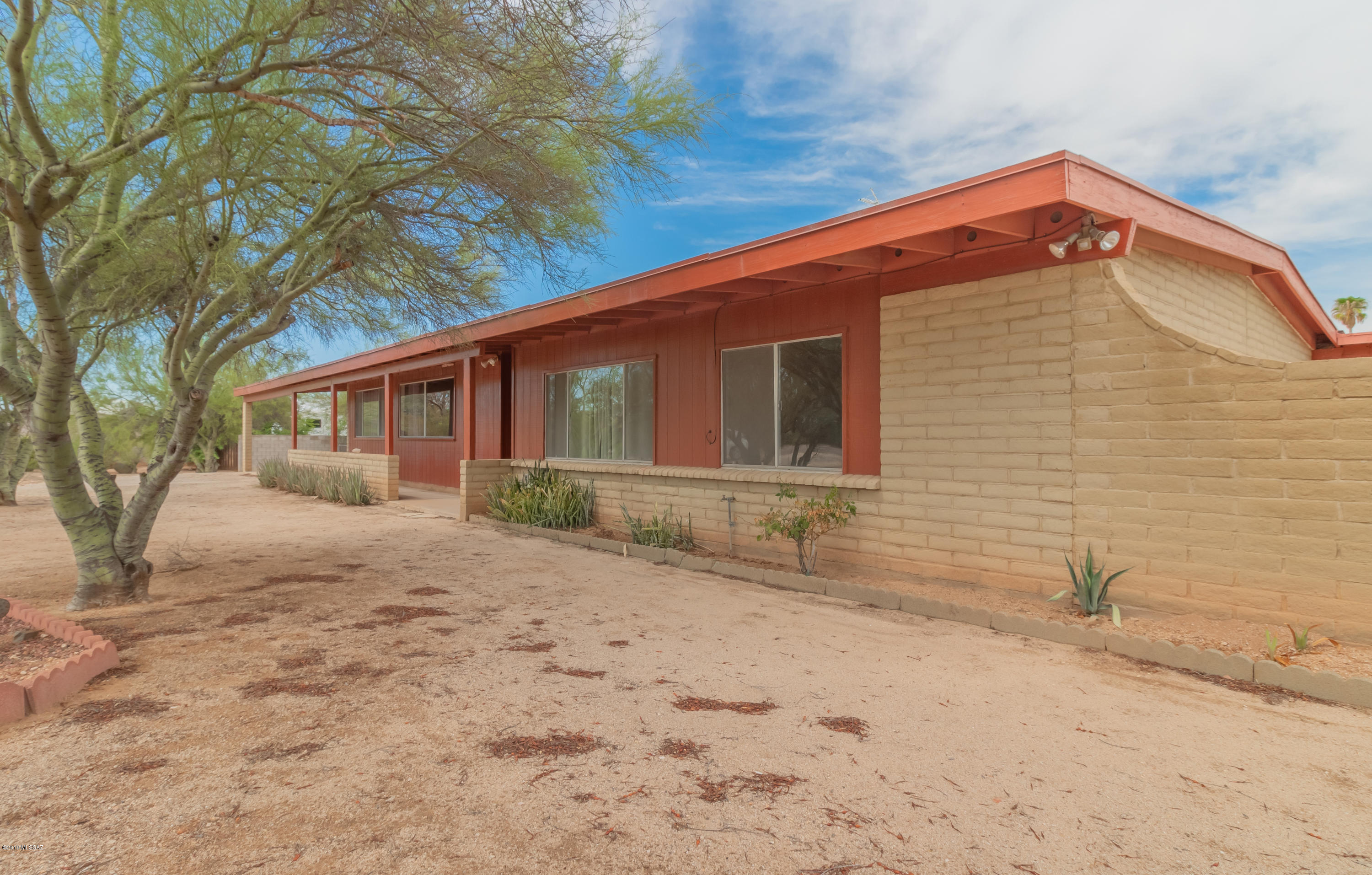 Casas Adobes West (1-220) - Residential