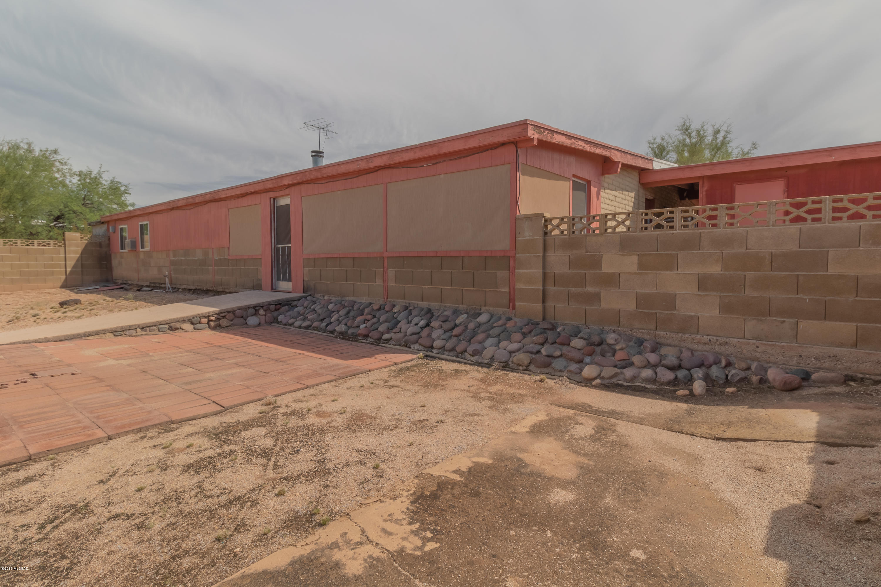 Casas Adobes West (1-220) - Residential