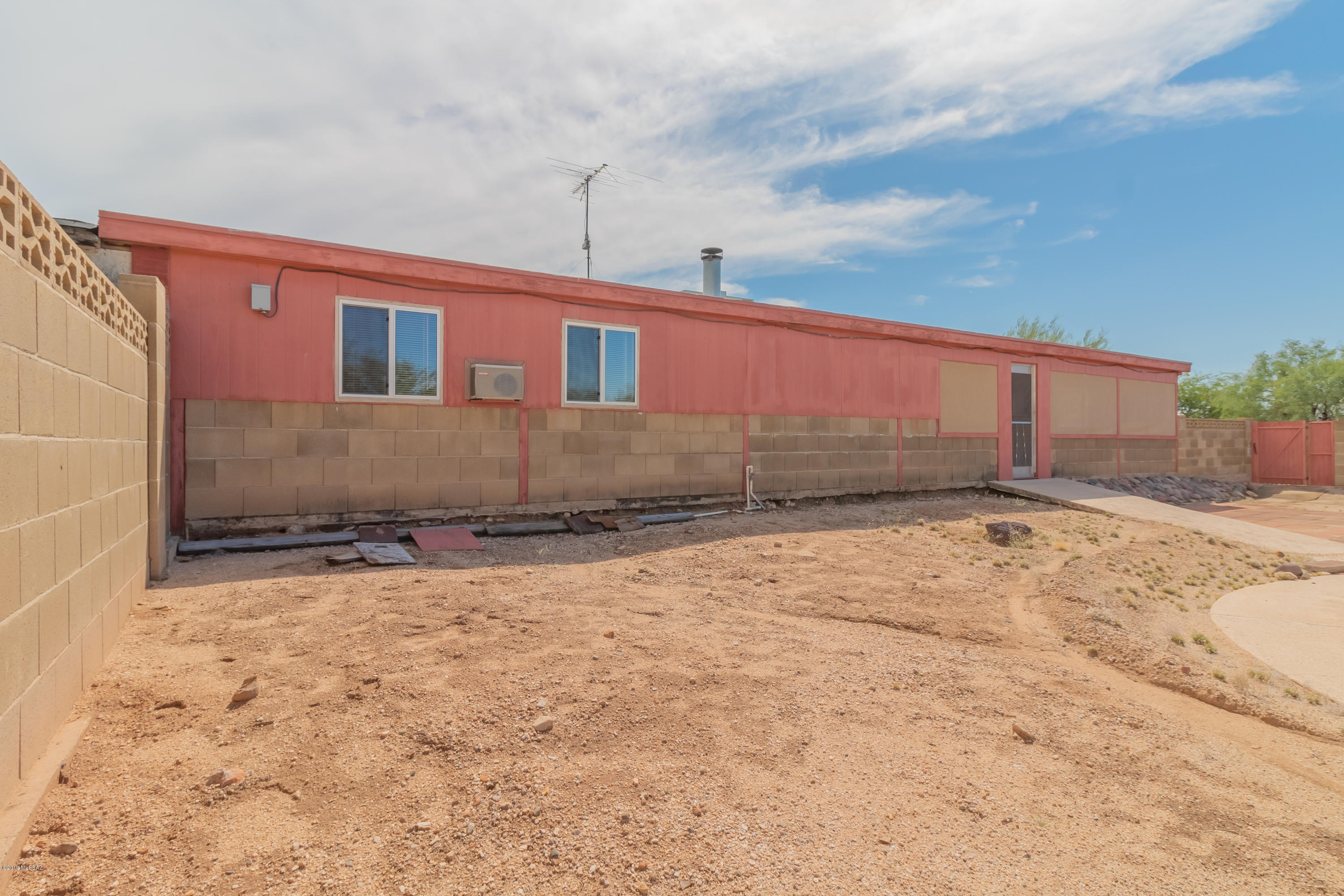 Casas Adobes West (1-220) - Residential