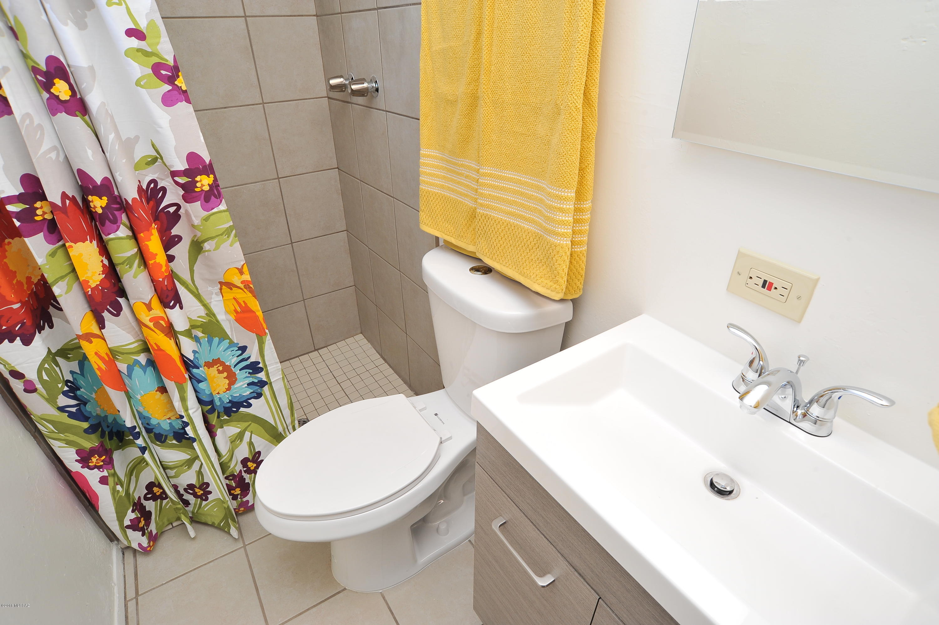 Manana Grande ''''D'''' (425-506) - Residential