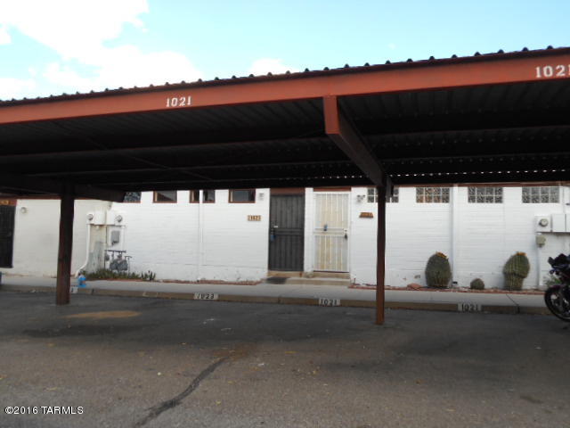 Eastern Hills Townhouses (1-25) - Residential