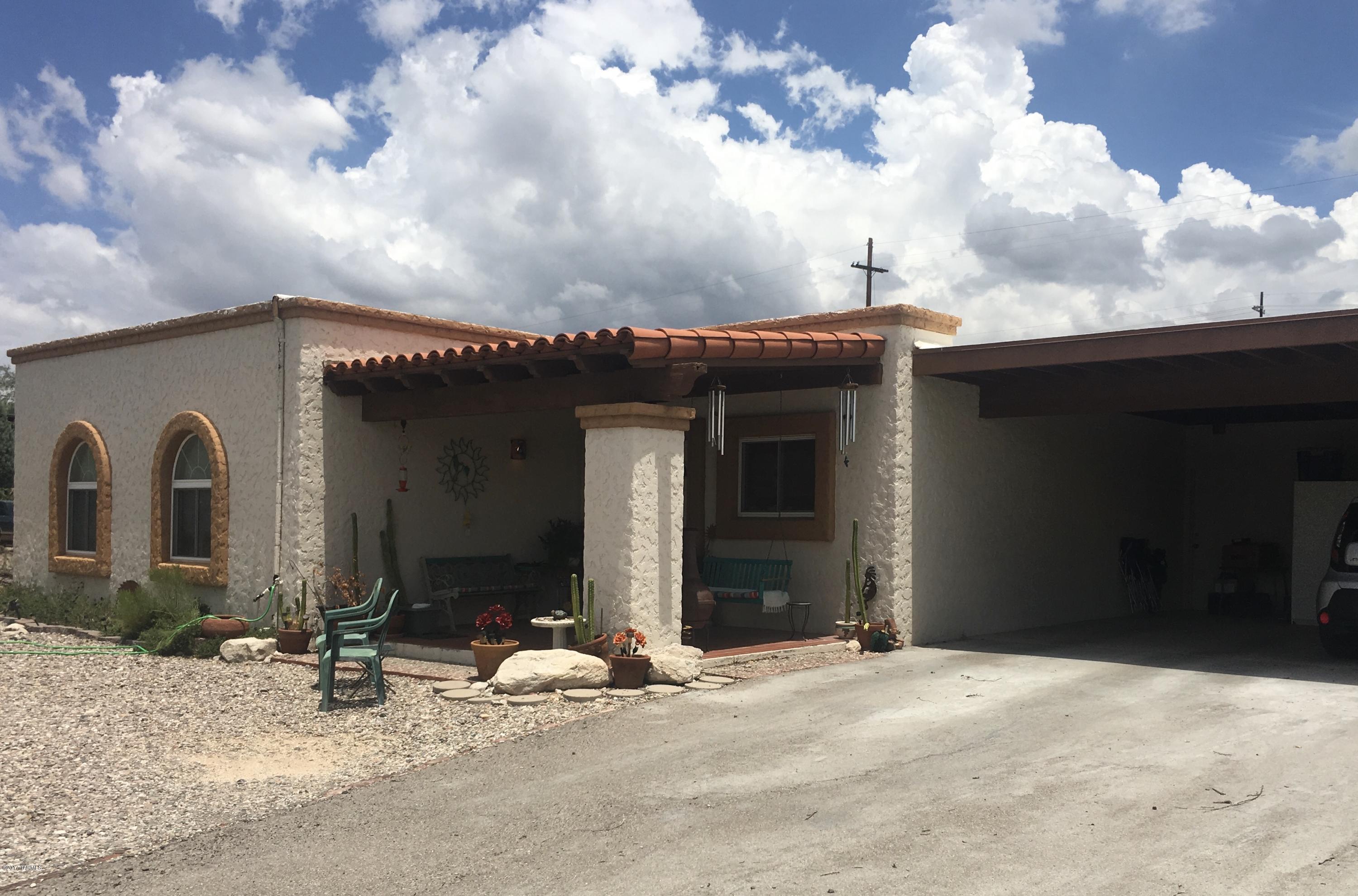 Great Central NW property on nearly 1/2 acre, 4 bedroom with private entrance guest quarters! Open floorplan, fireplace & breakfast bar.  Enjoy the backyard pool and extended covered patio. Well maintained and priced to sell!