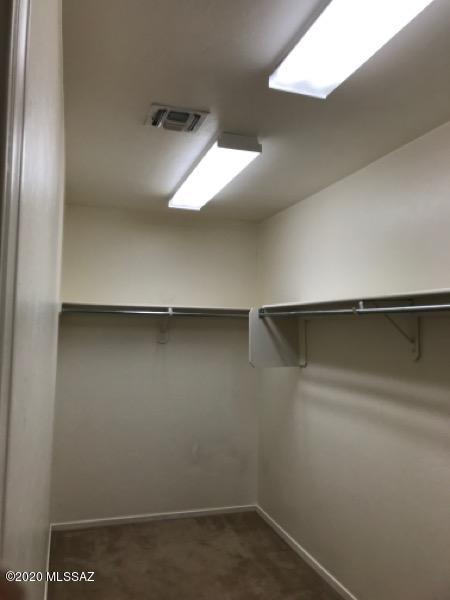 Riverhaven (1-373) - Residential Lease