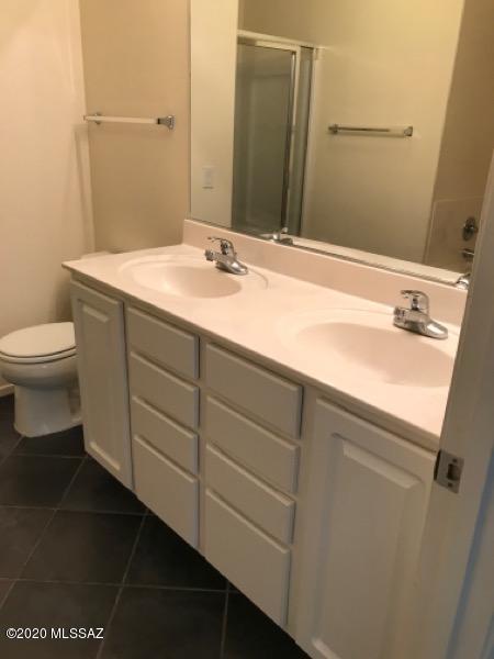 Riverhaven (1-373) - Residential Lease