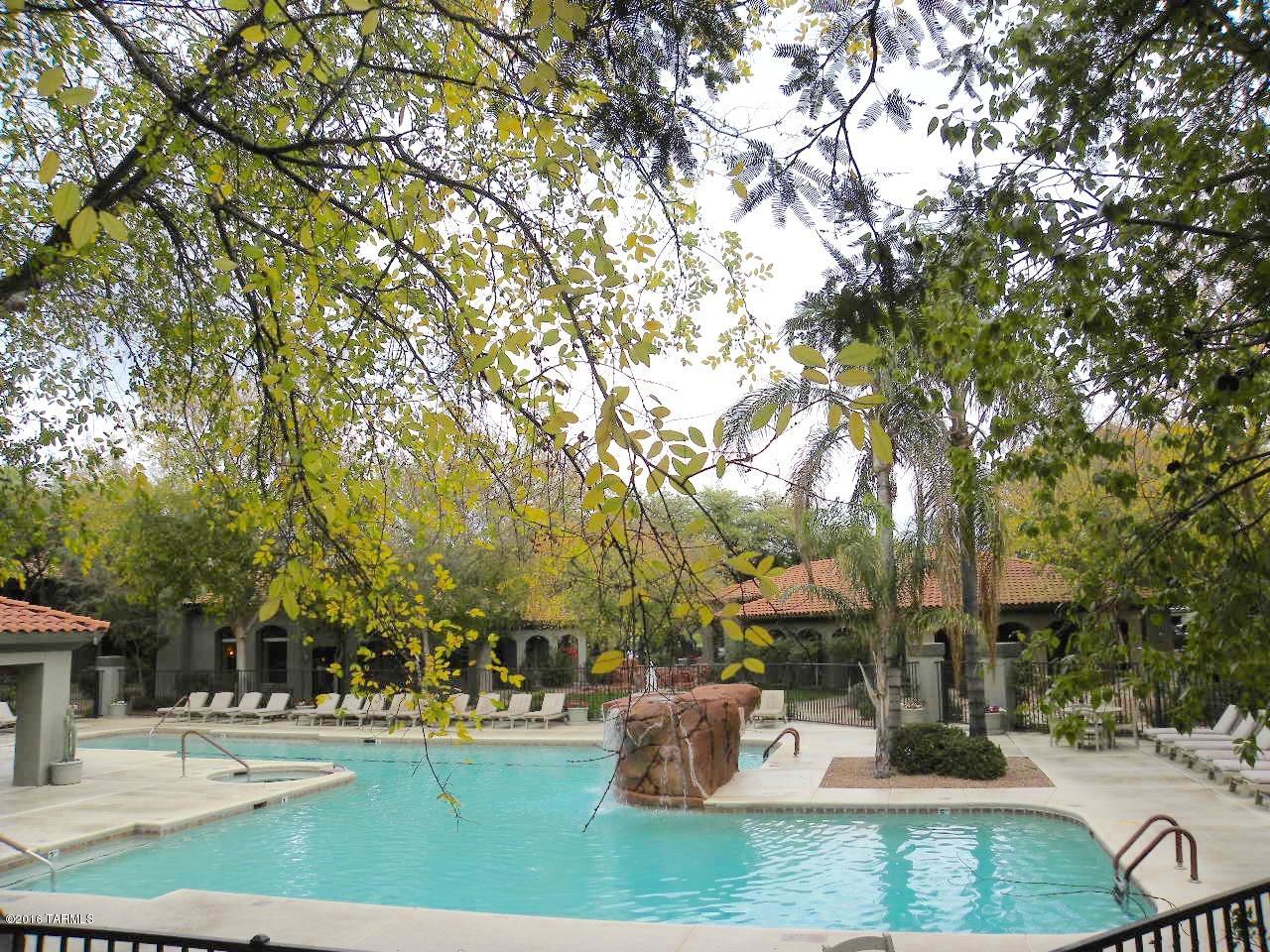 Veranda at Ventana Condominiums - Residential