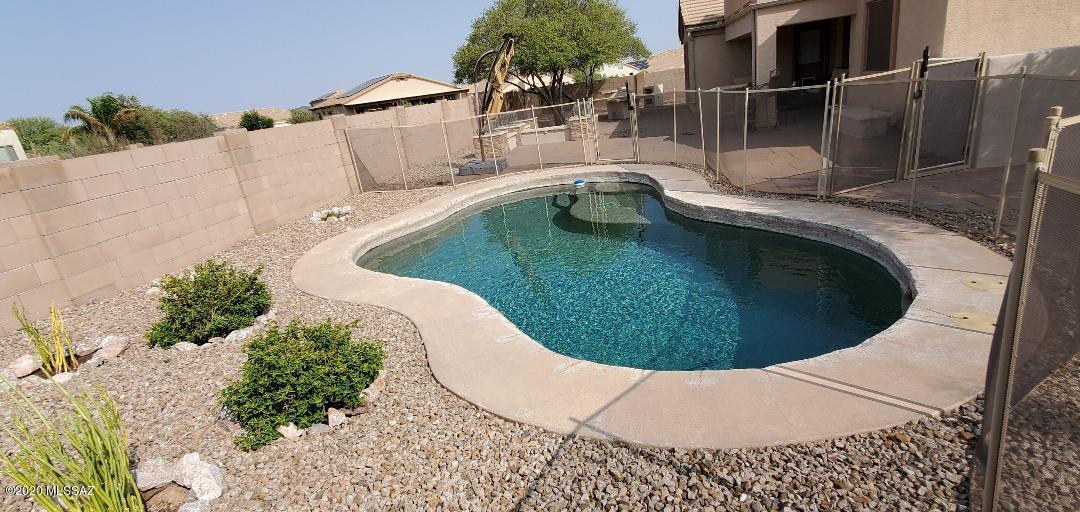 Continental Reserve Blk. 16B (1-86) - Residential