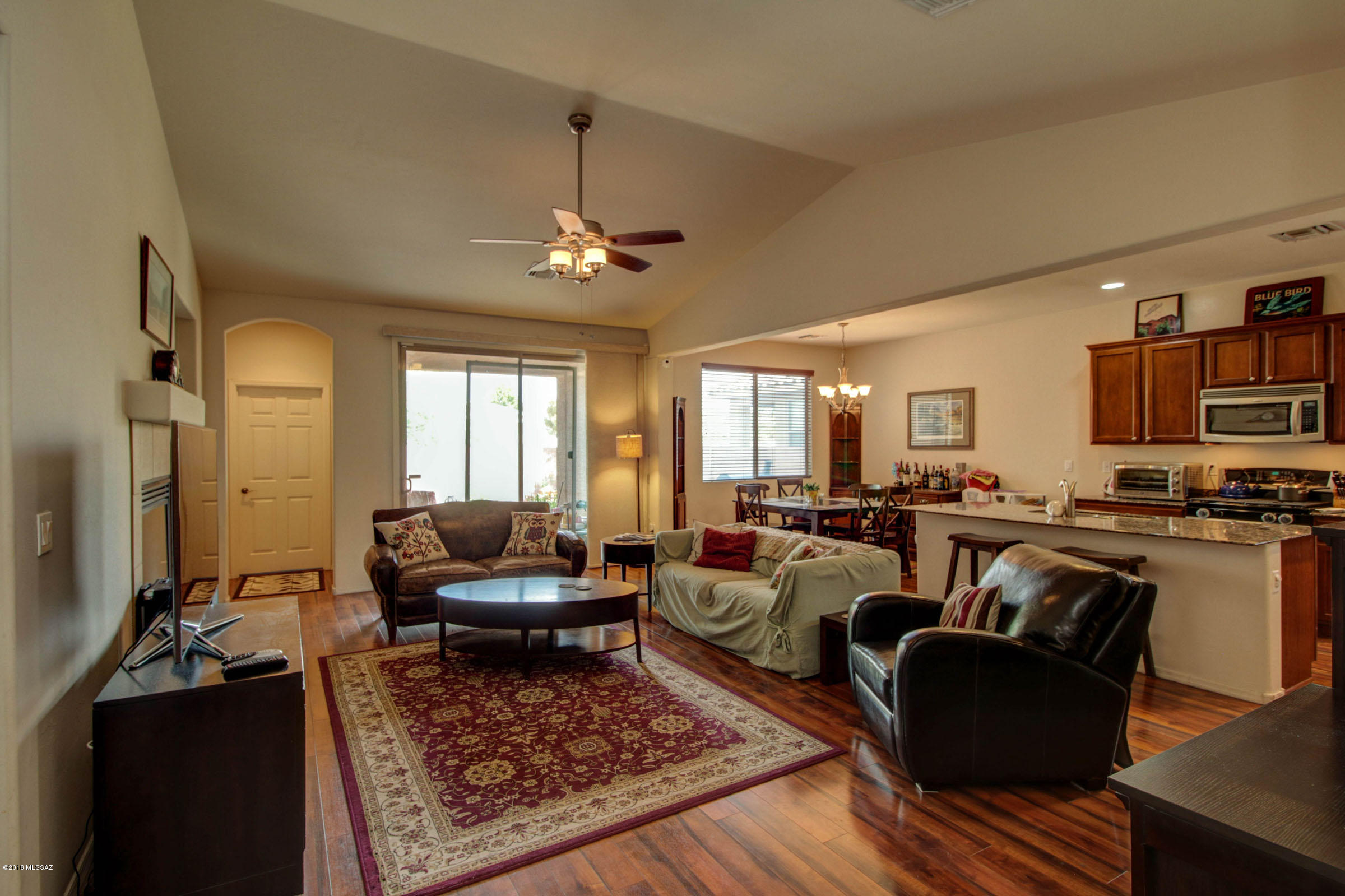 Paseo del Rio - Residential