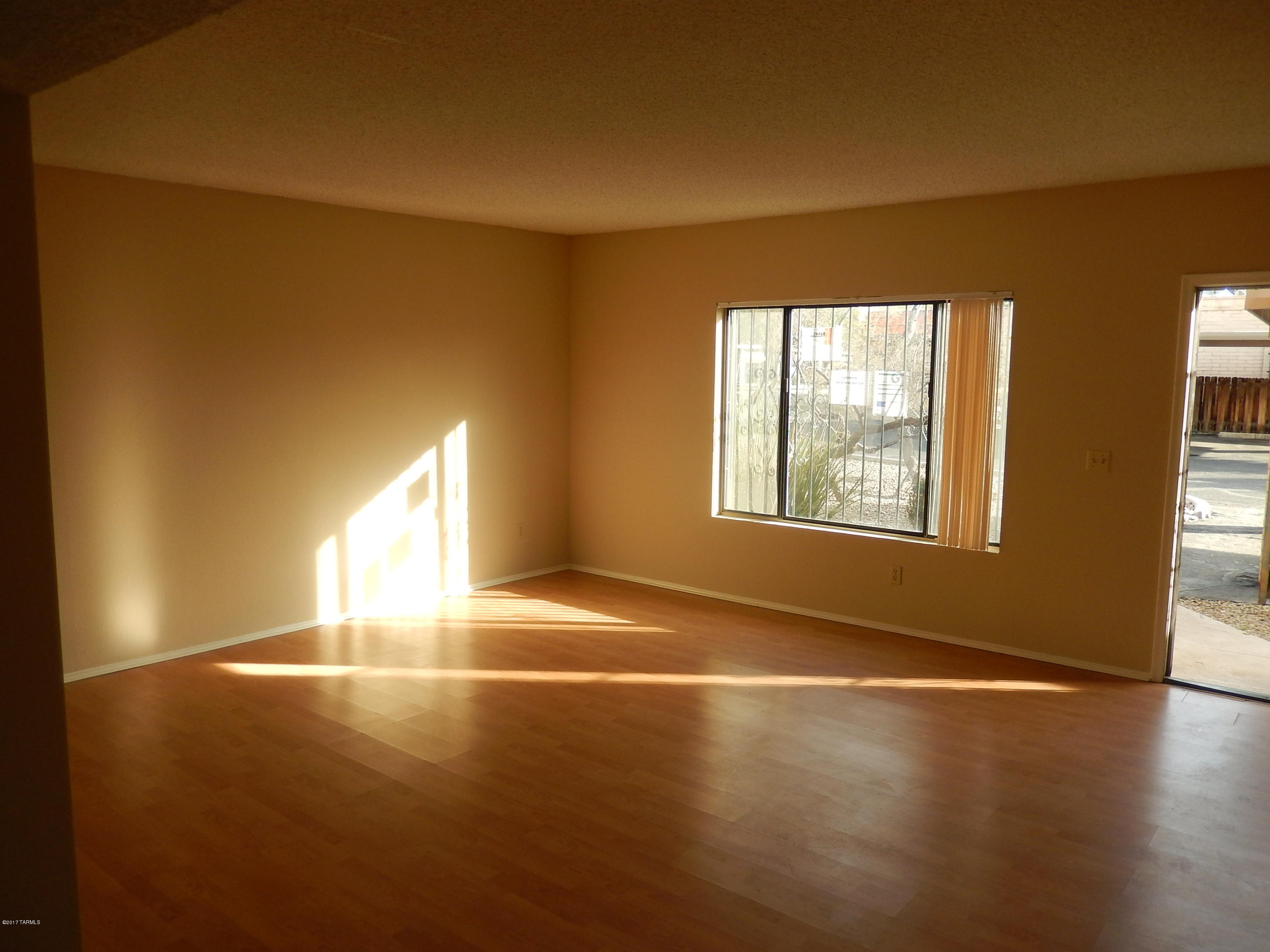 Mission Oaks (1-90) - Residential