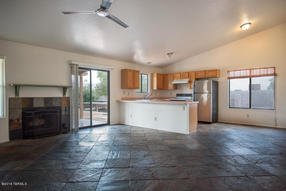 Elliott Homes At Rita Ranch (1-521) - Residential