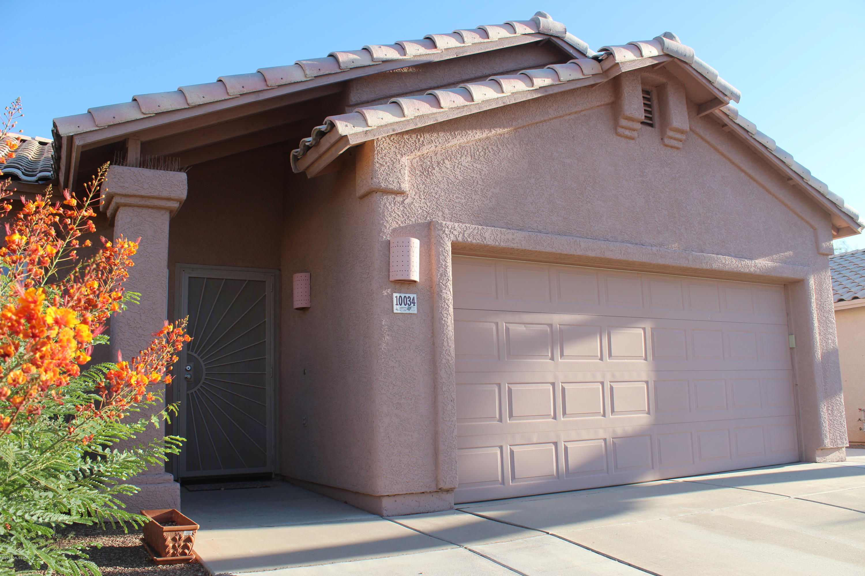 Hacienda Del Oro (1-78) - Residential