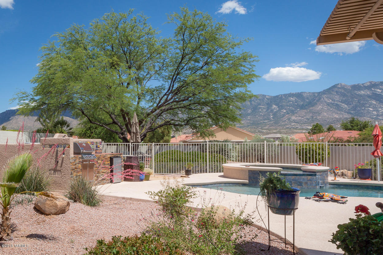 Saddlebrooke - Residential